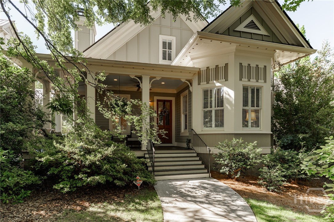 Property at 3 Oak Grove Road