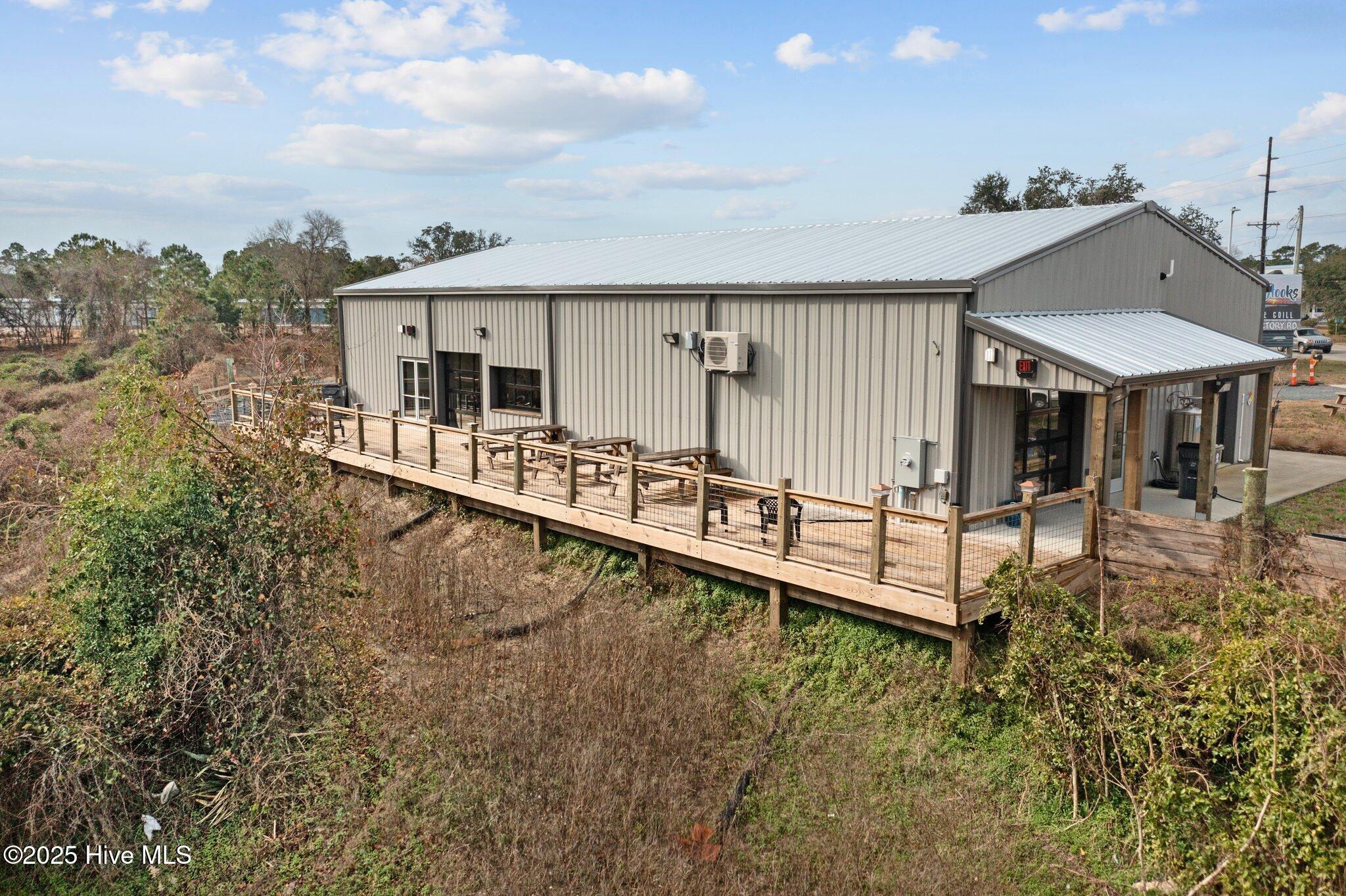 100545245 | Photo 12