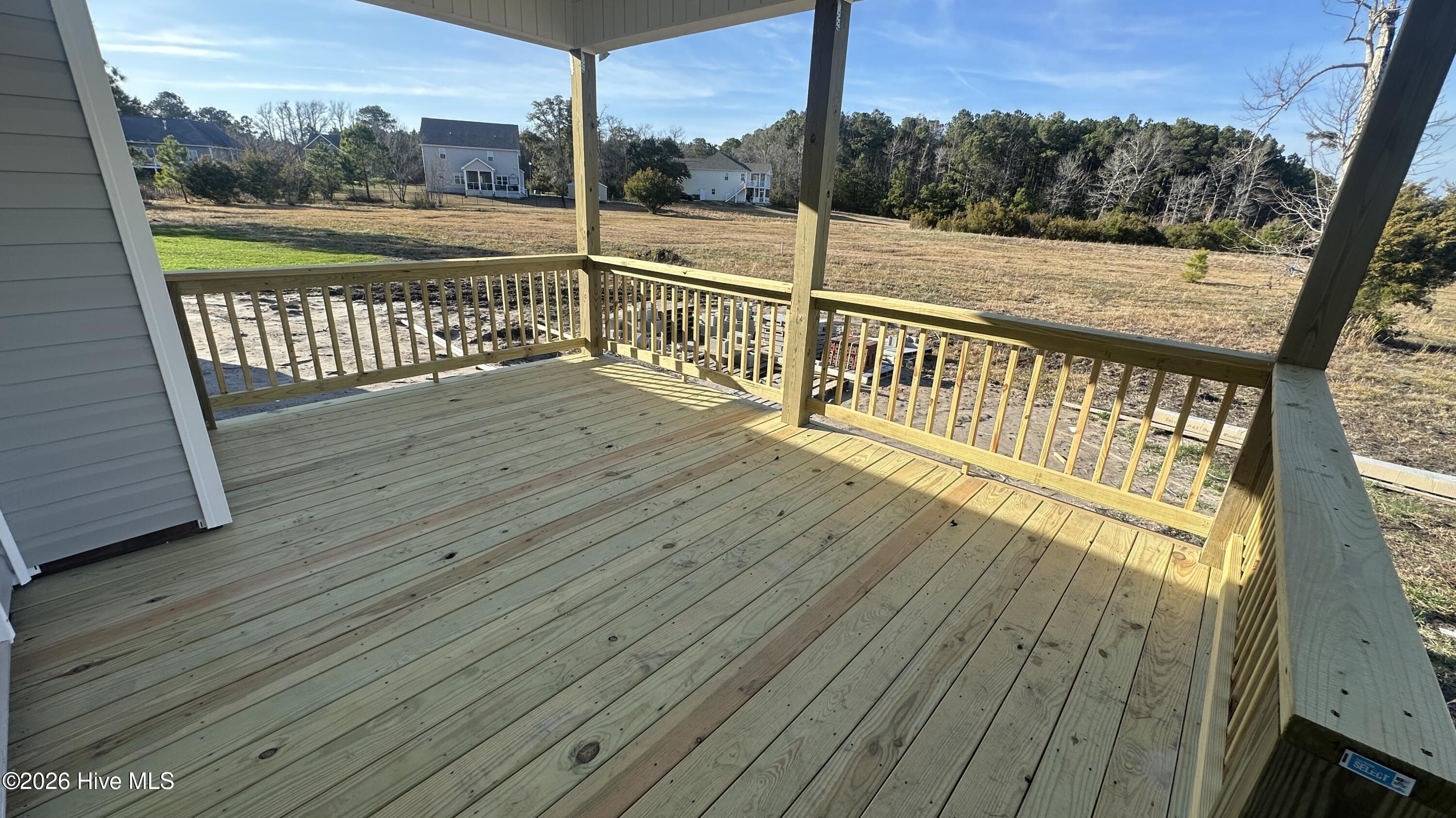 100558680 | Photo 21