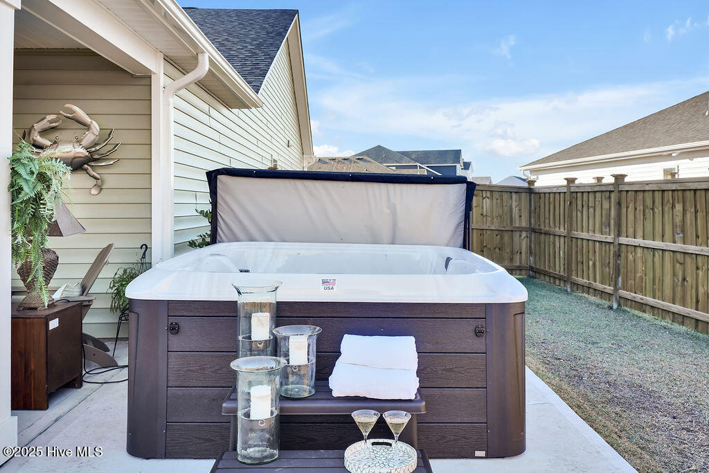 100542156 | Photo 31