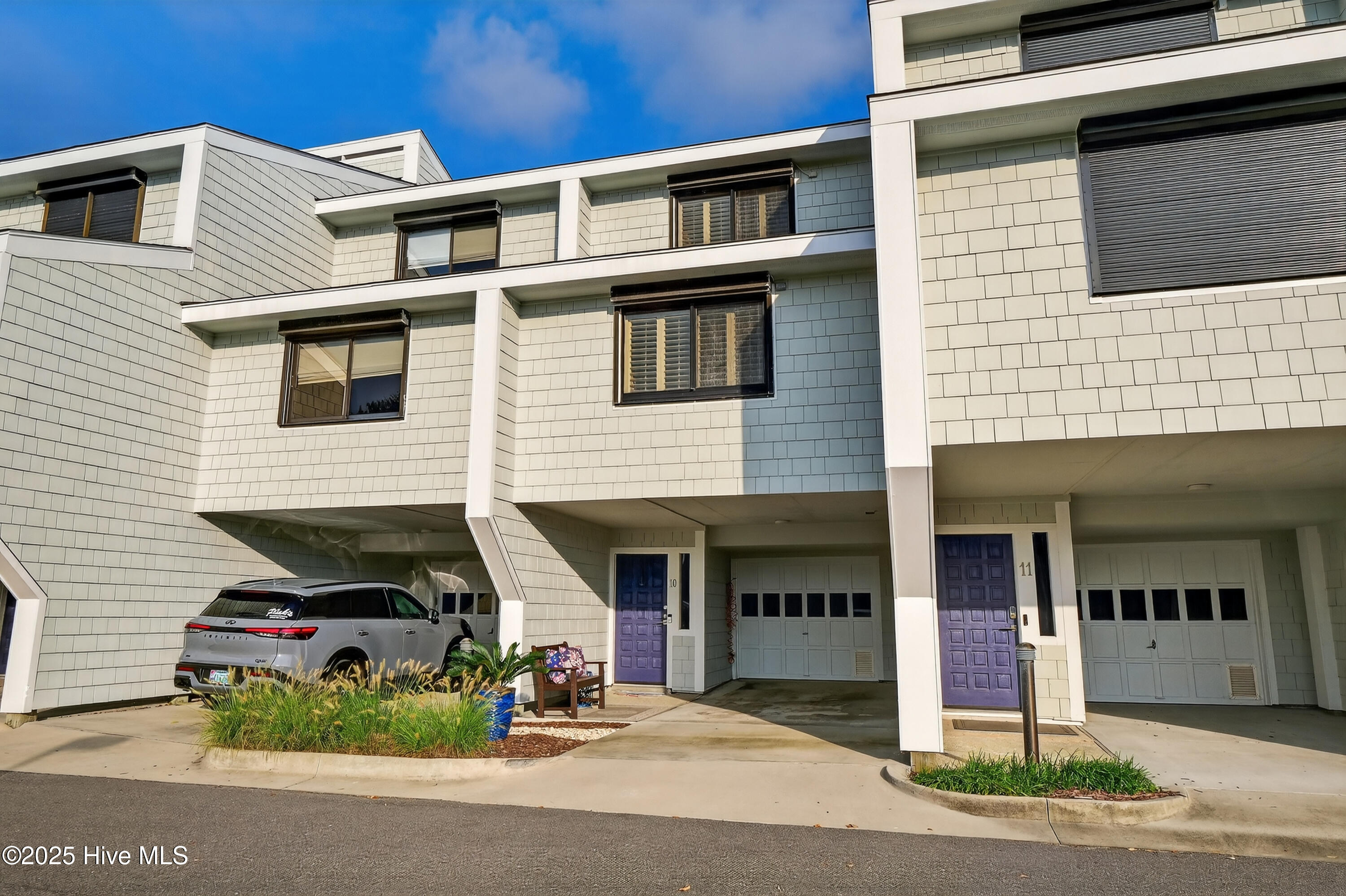 Station One TH-10 (4)