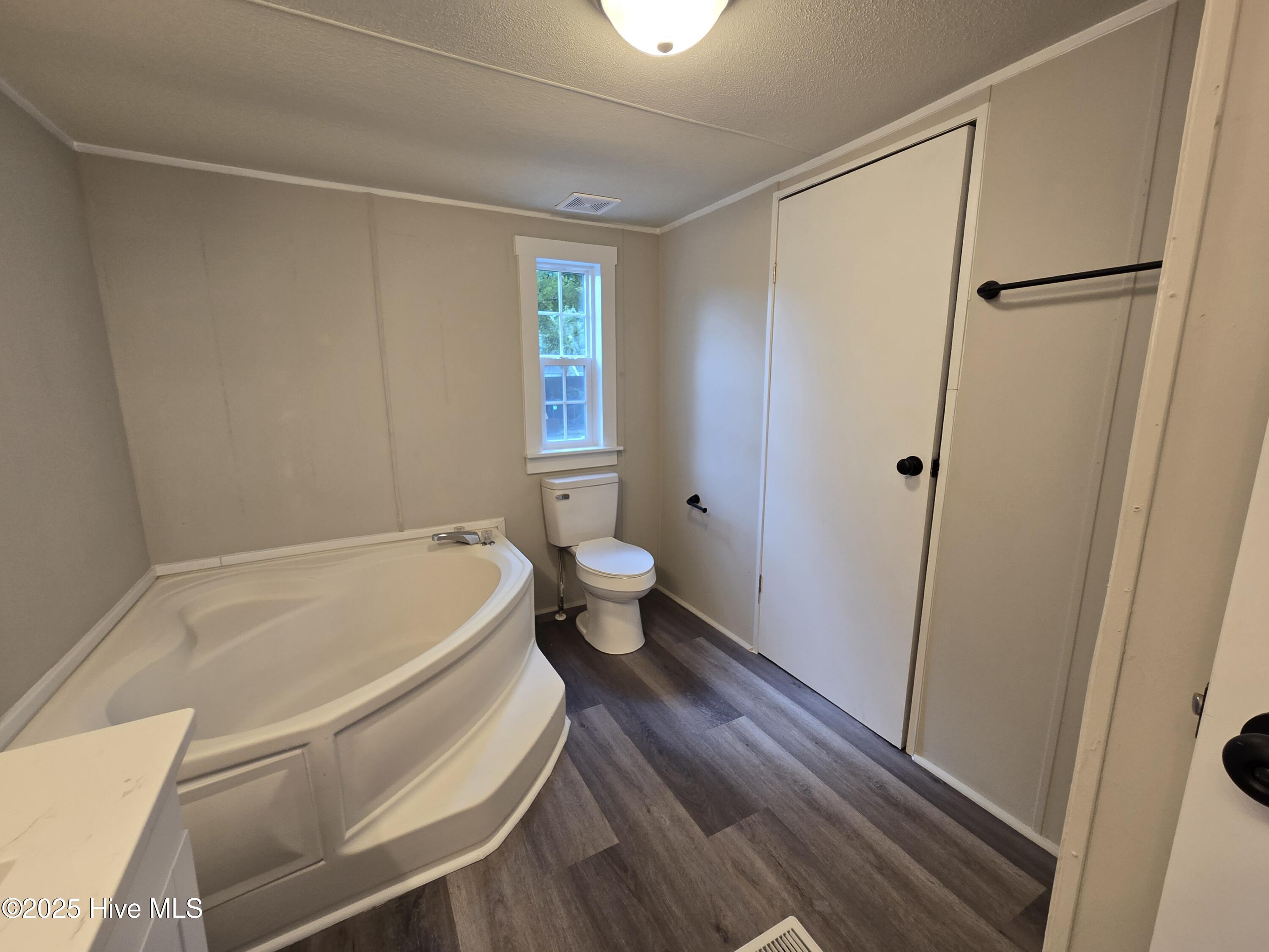 288 Lanier Avenue, Rocky Point, NC 28457 – photo 18: 20250806_170411
