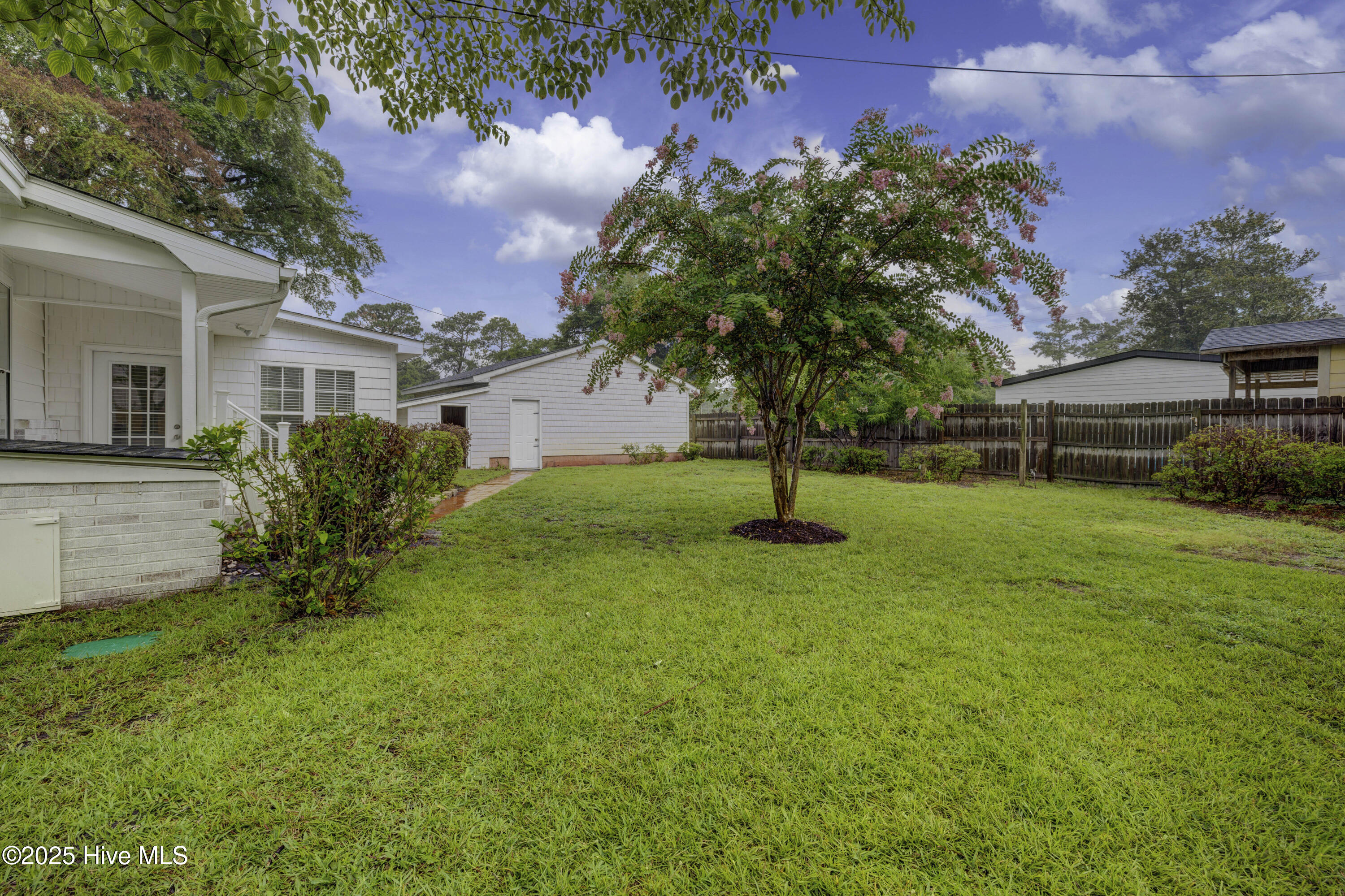 5413ParkAvenue-35_Alt