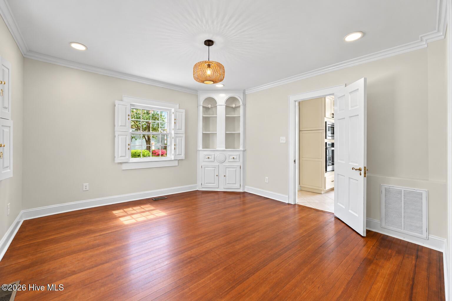609 New Street,New Bern