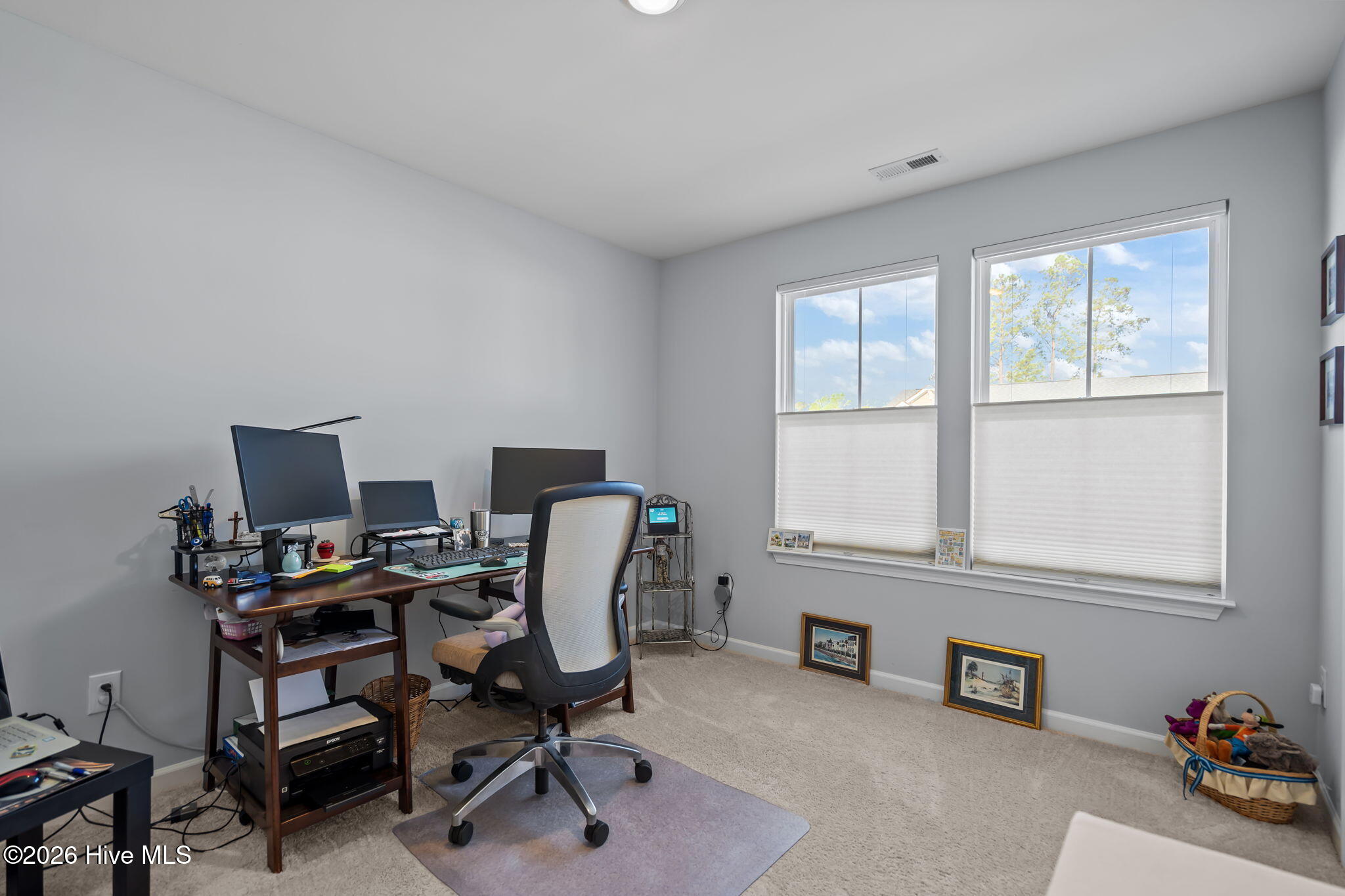 100562246 | Photo 22