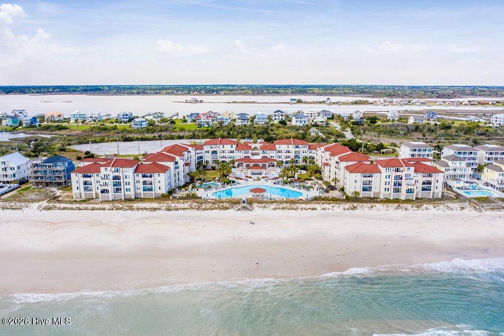 100569395 | Photo 41