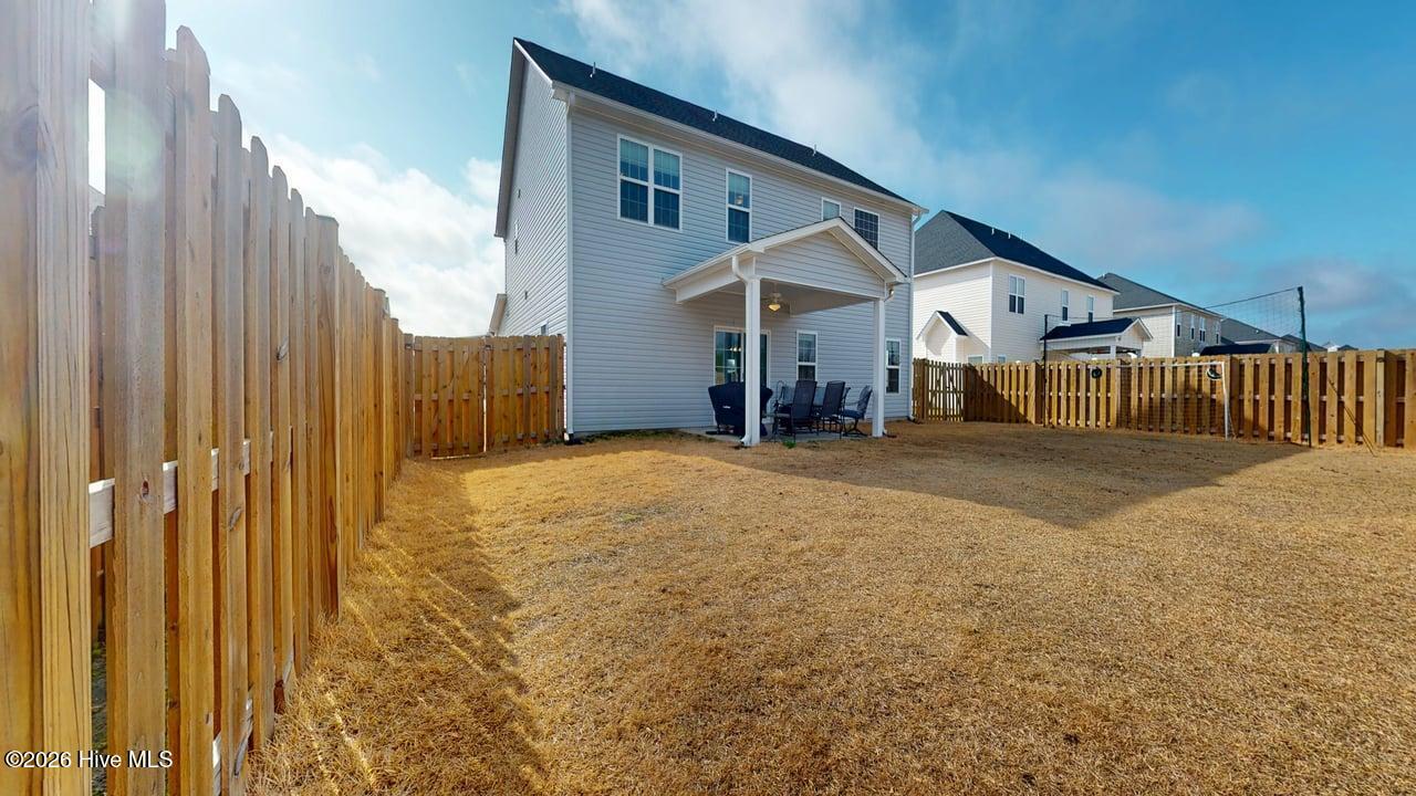 100559216 | Photo 53