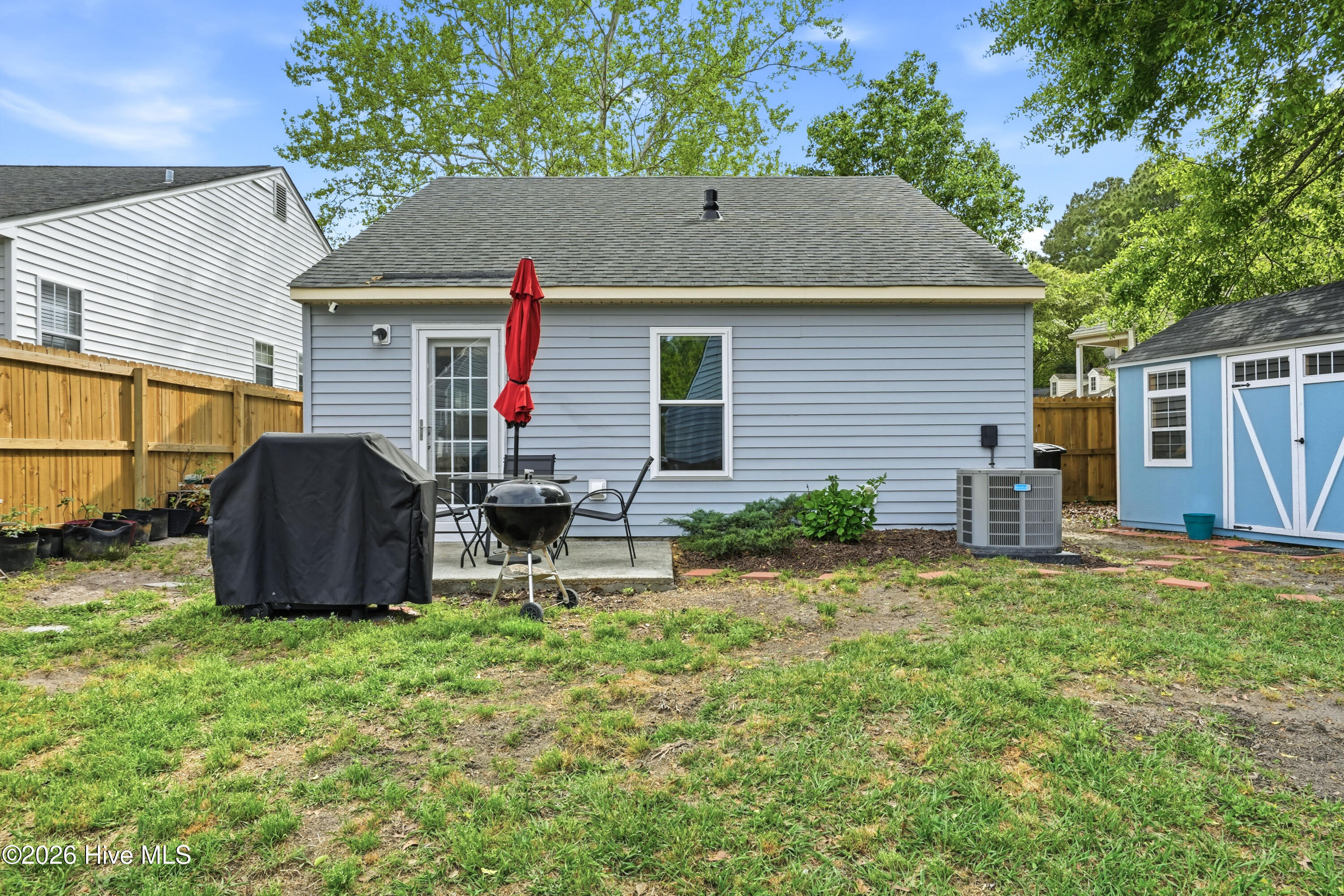 100566190 | Photo 20