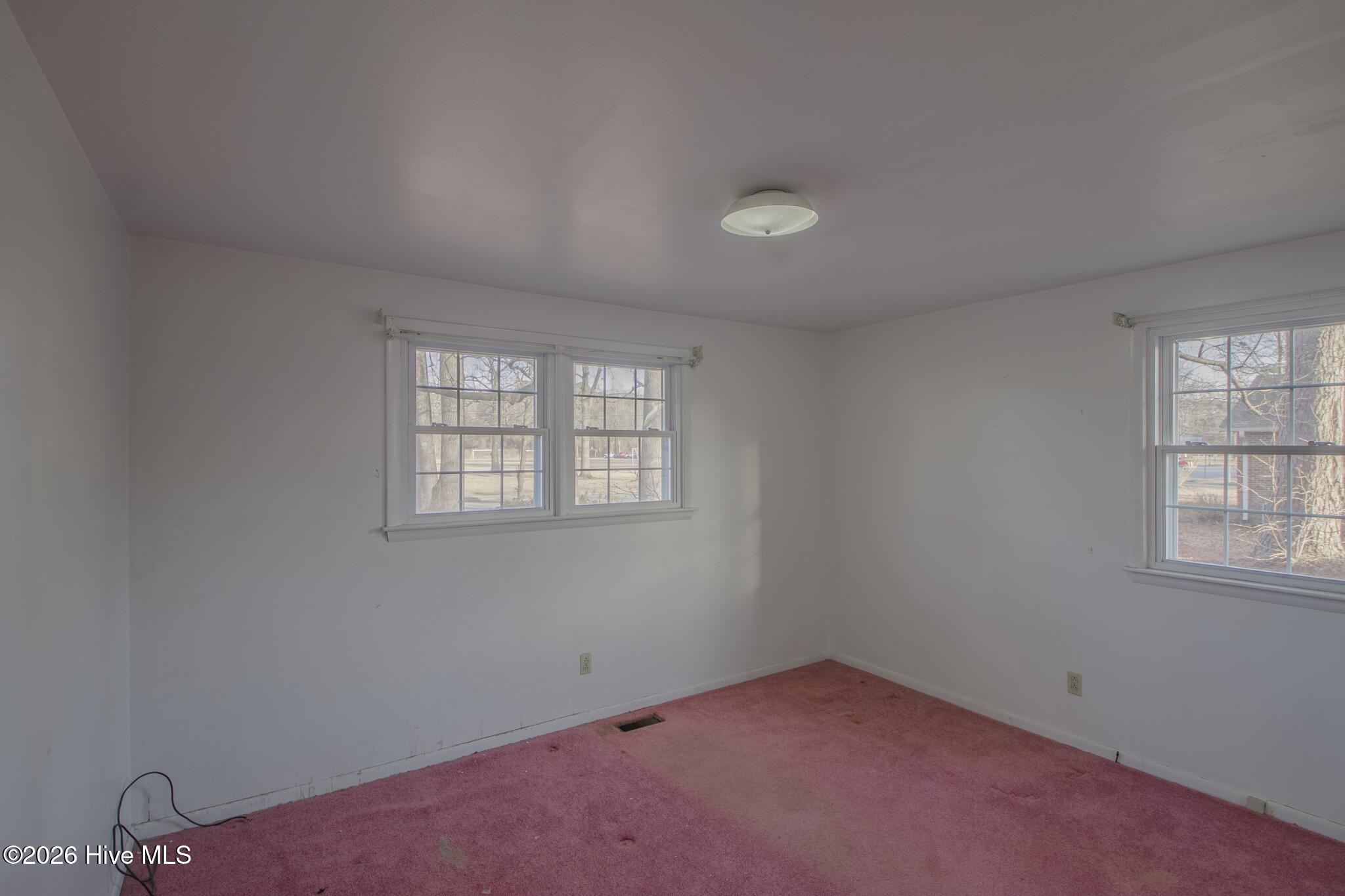 100552171 | Photo 16