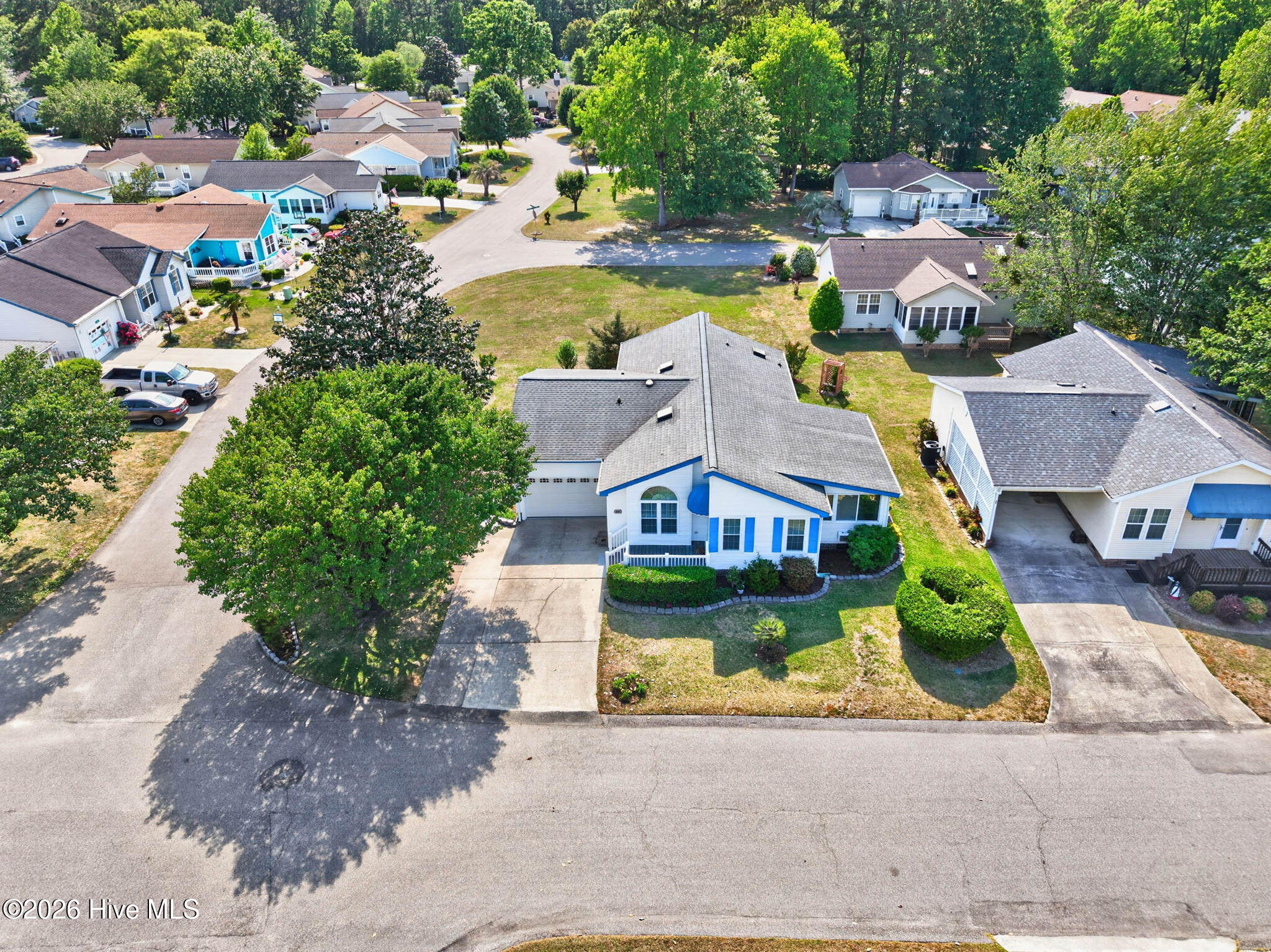 100569614 | Photo 41