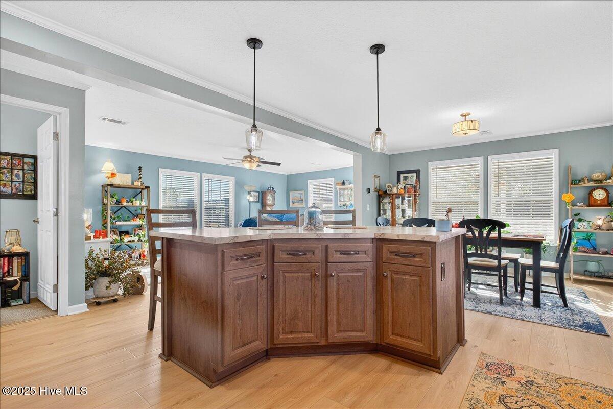 100540840 | Photo 16