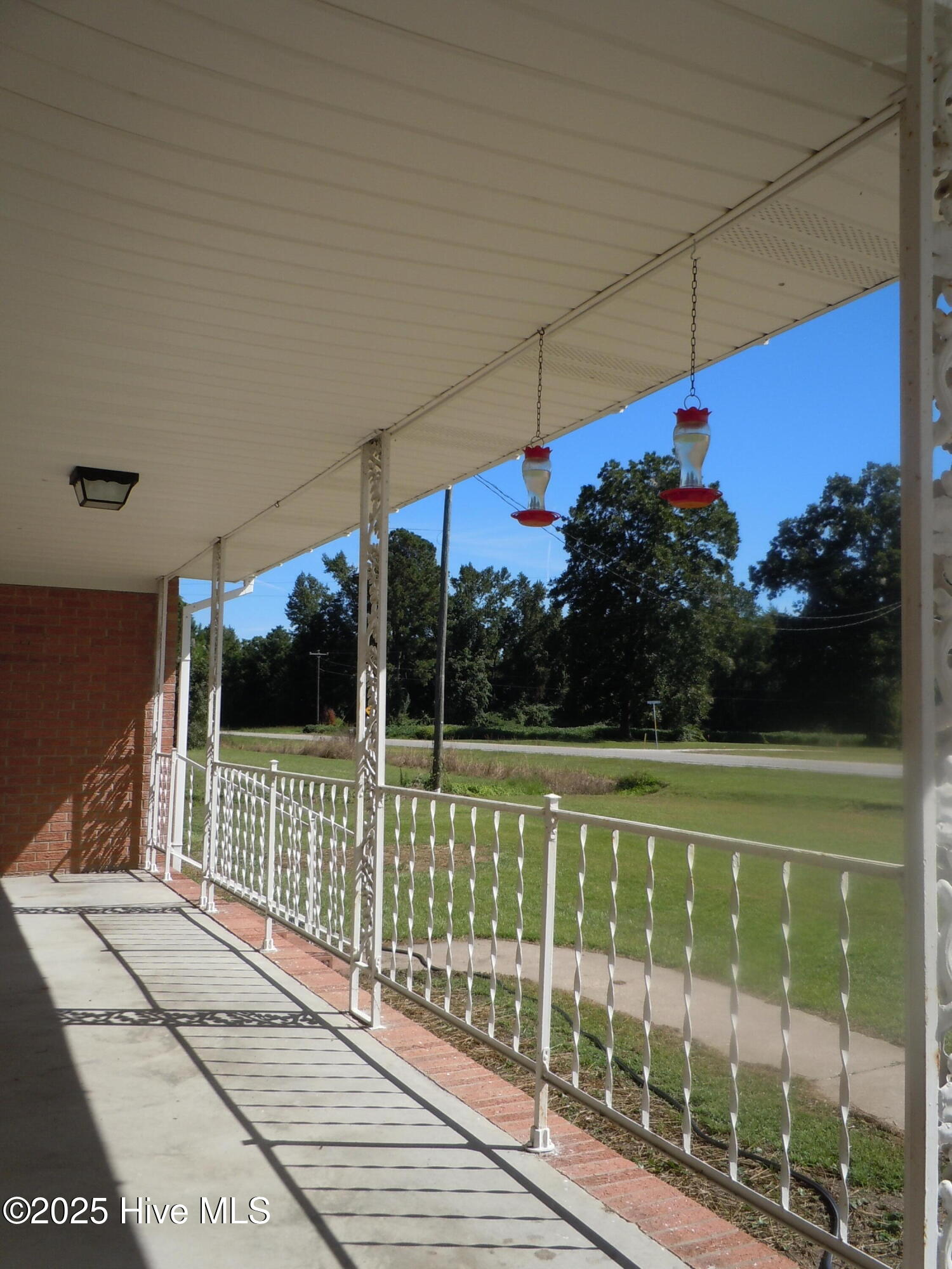 100528671 | Photo 74