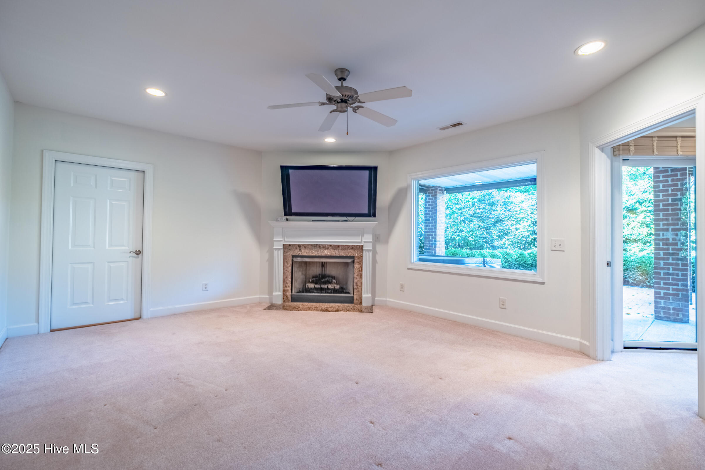 80 Lakewood Drive