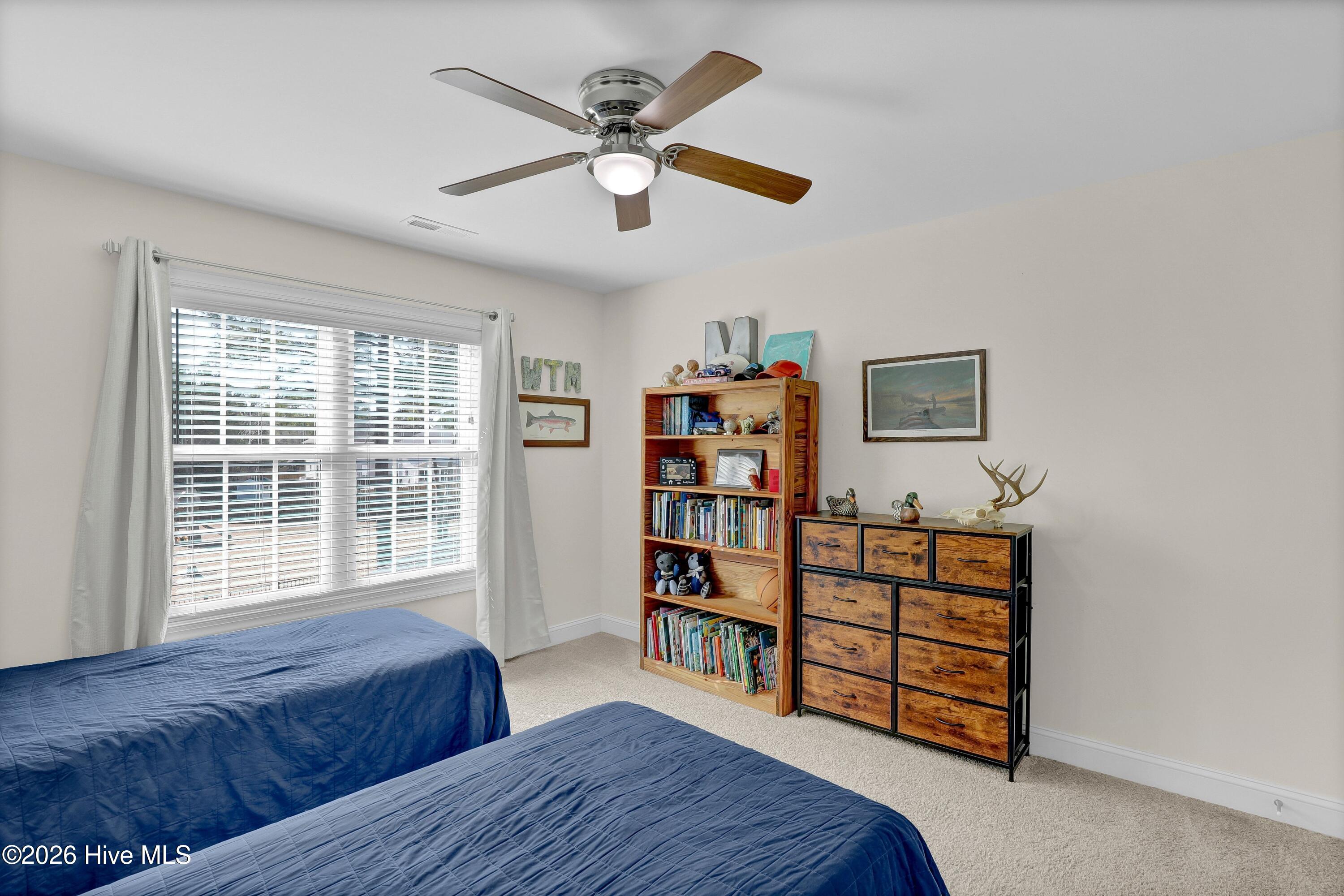 100557019 | Photo 32