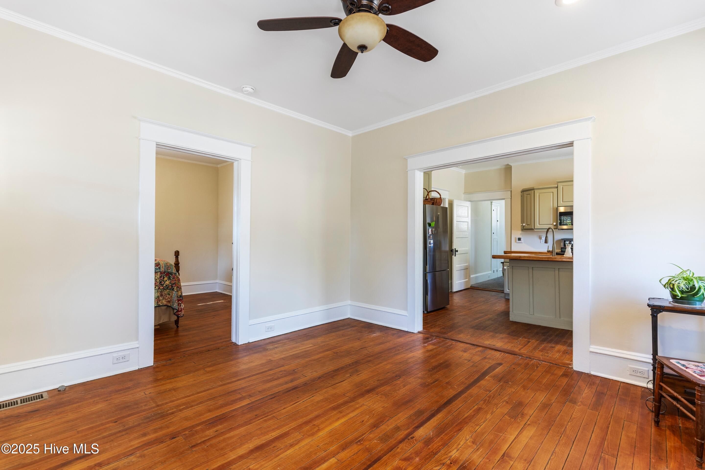 100541674 | Photo 13