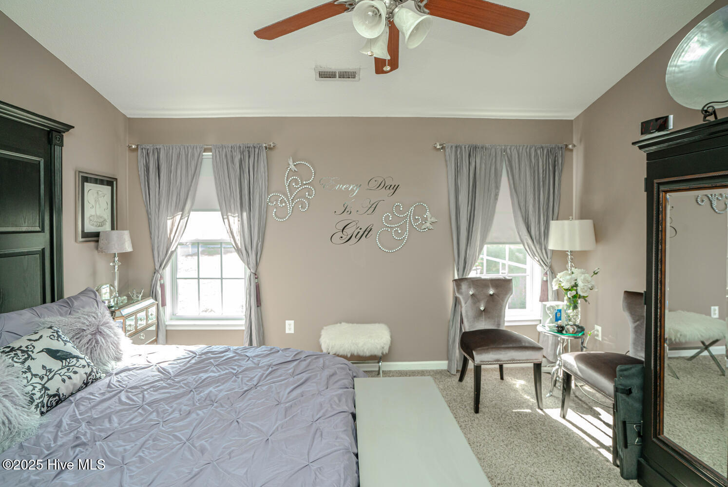 100542303 | Photo 17