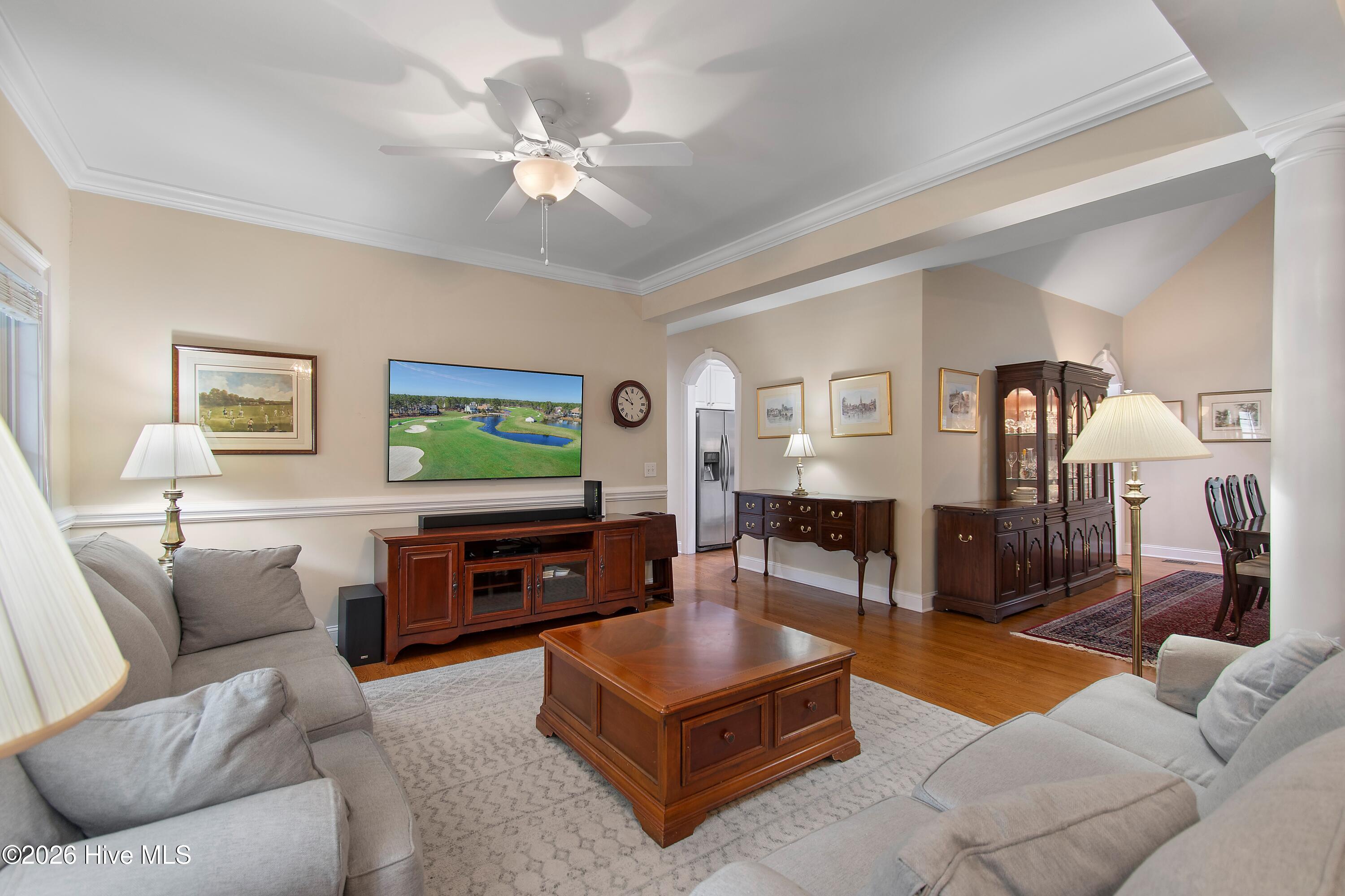 100557471 | Photo 15