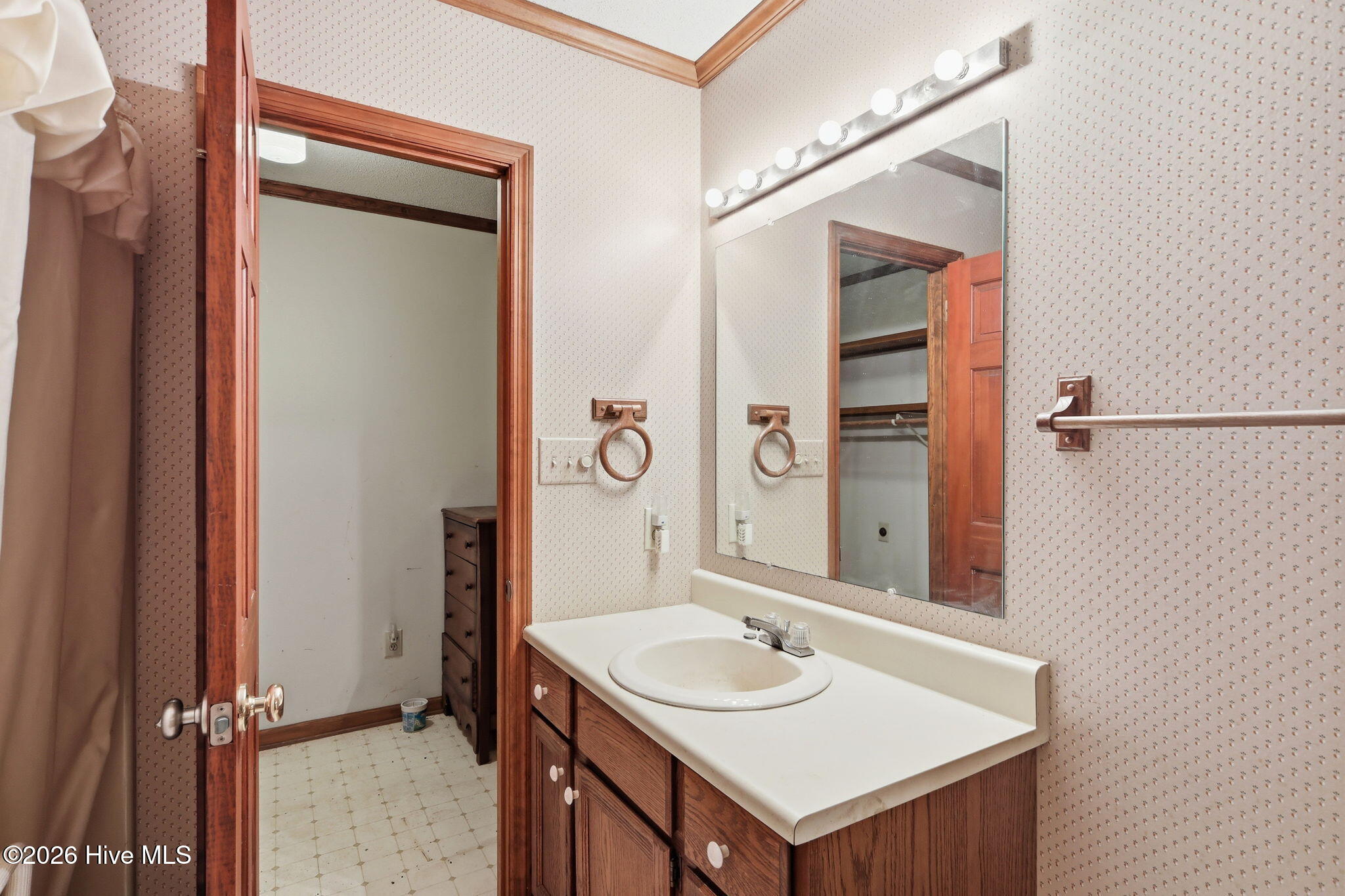 2604 One Iron Street,Morehead City
