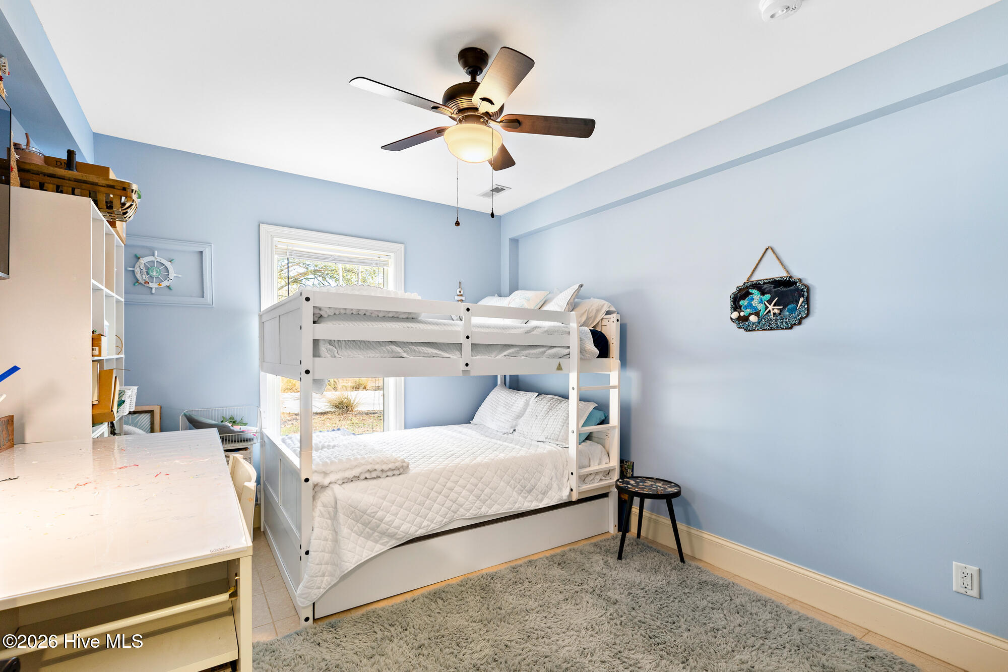 100554367 | Photo 38