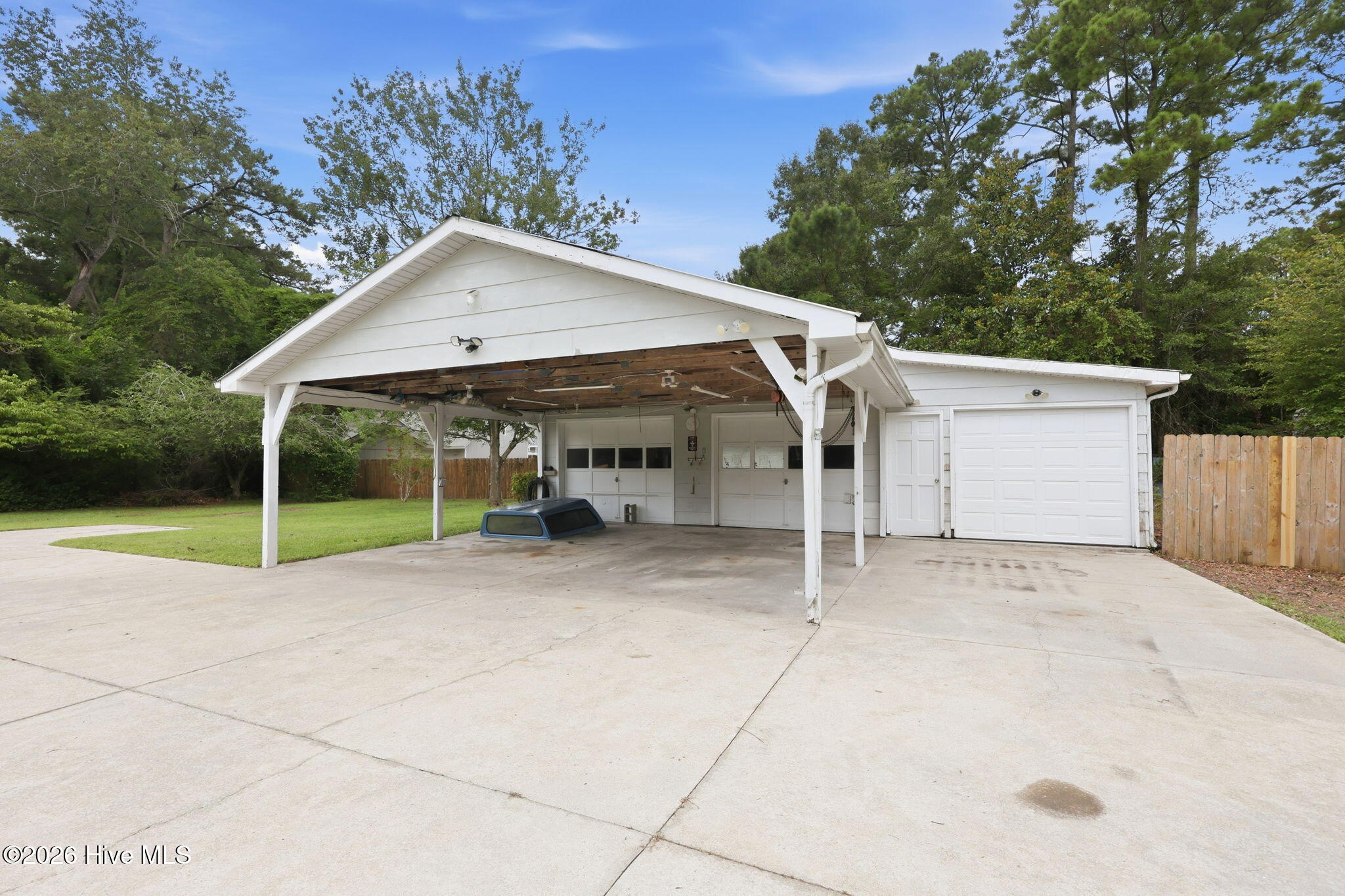 2610 W Forest Drive,Newport