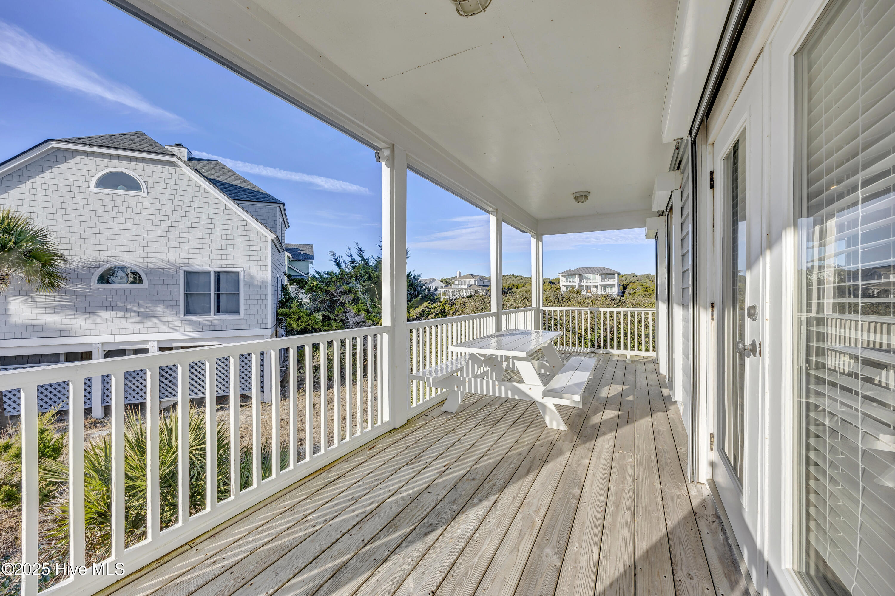 100546577 | Photo 10