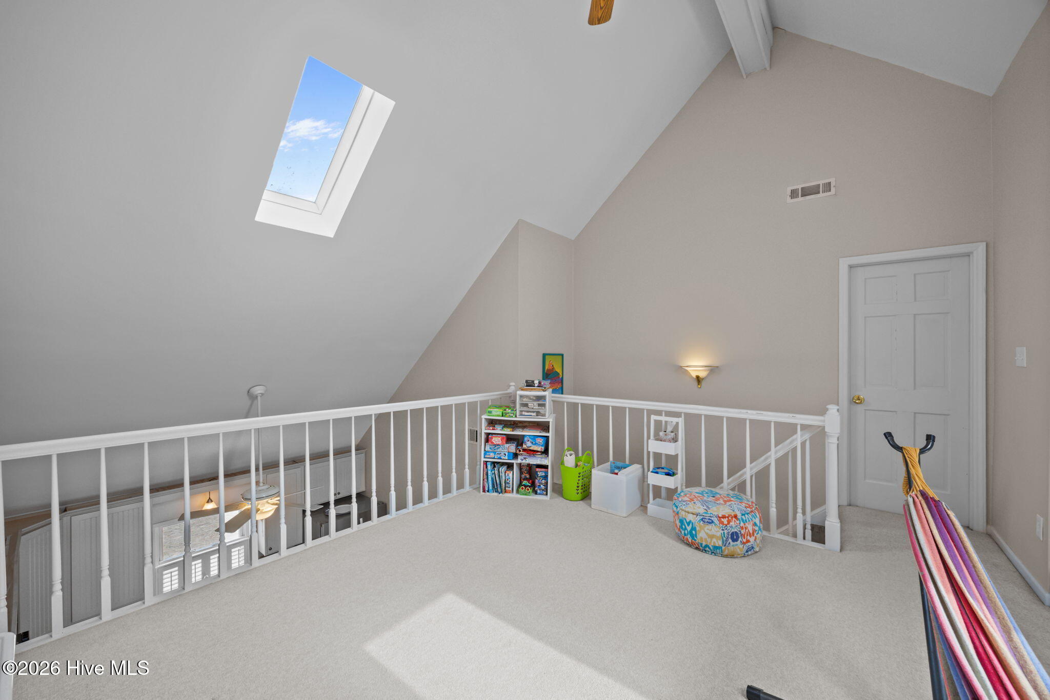 100555604 | Photo 31