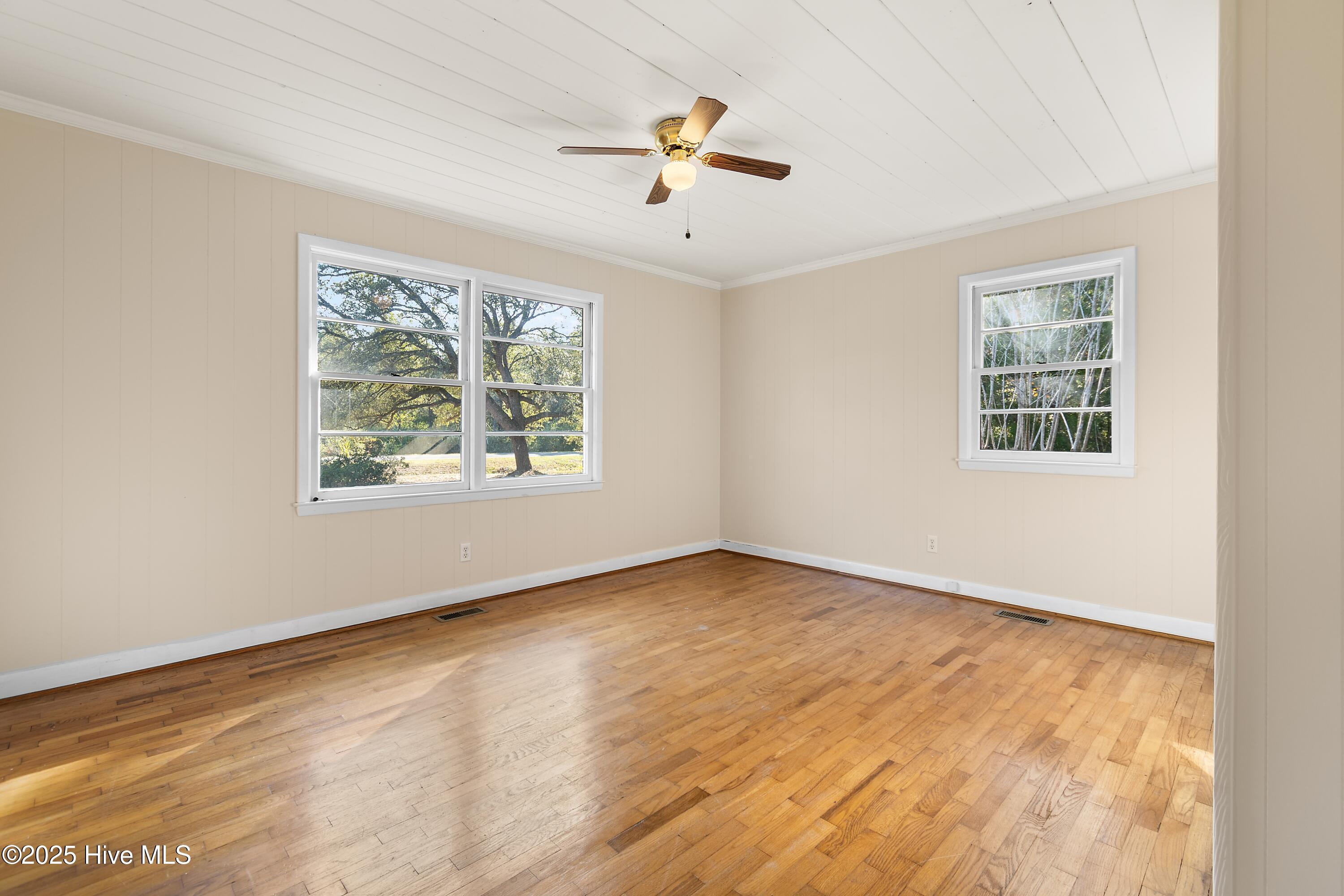 100541488 | Photo 14