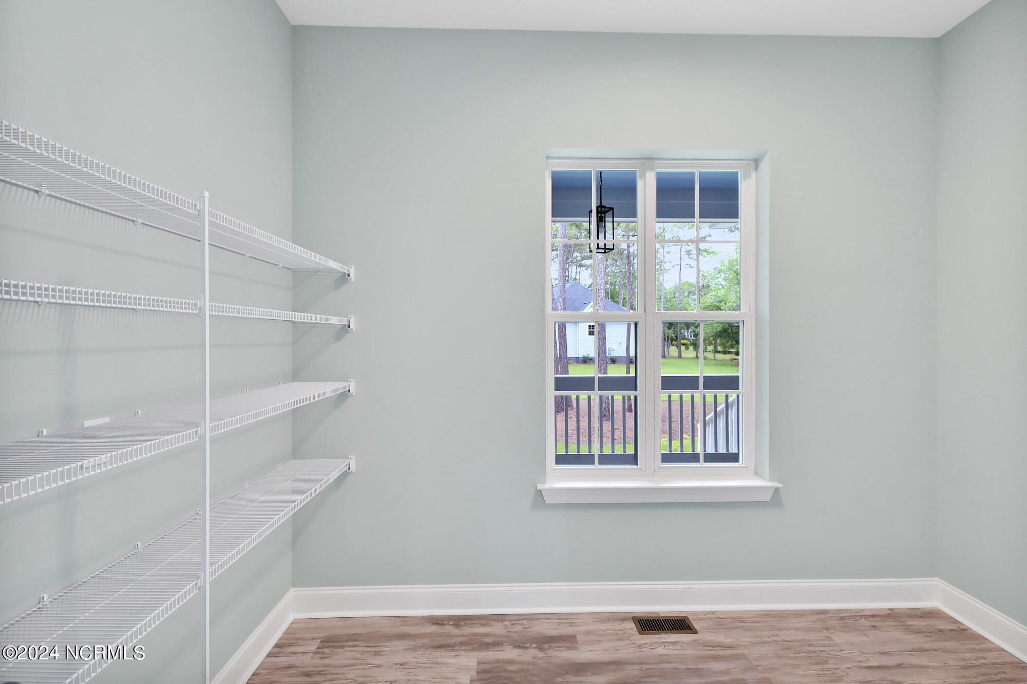 100471538 | Photo 19