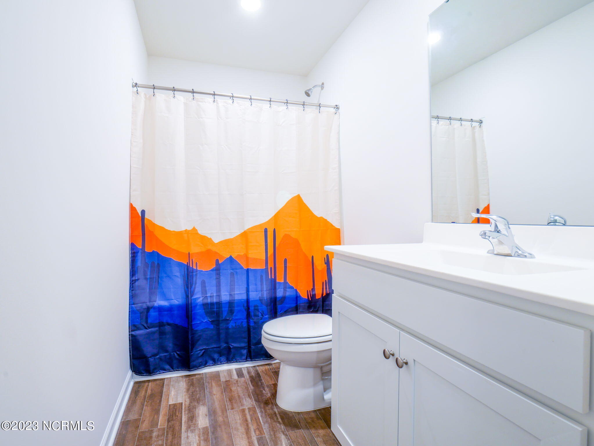 100539301 | Photo 25