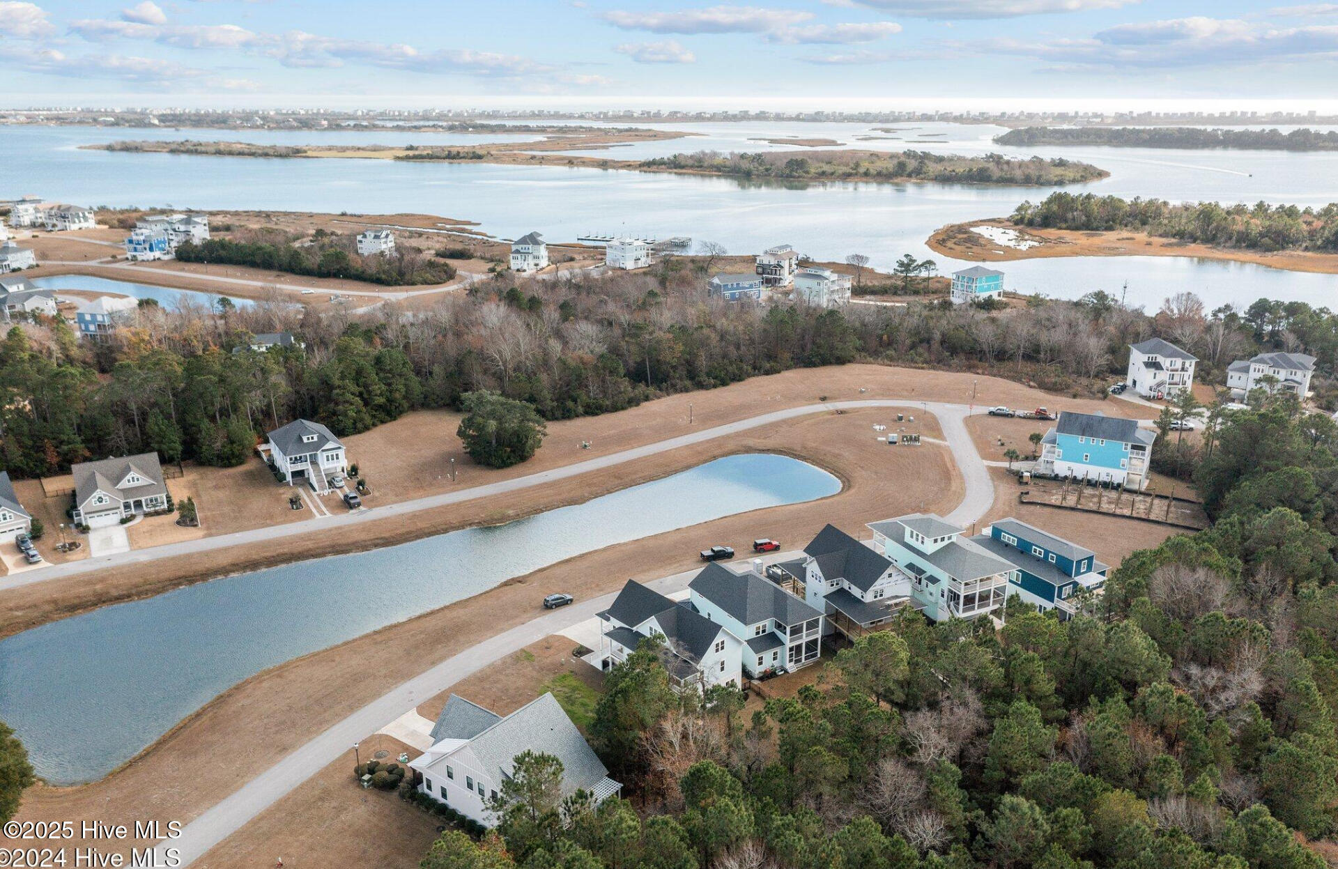 100526022 | Photo 47