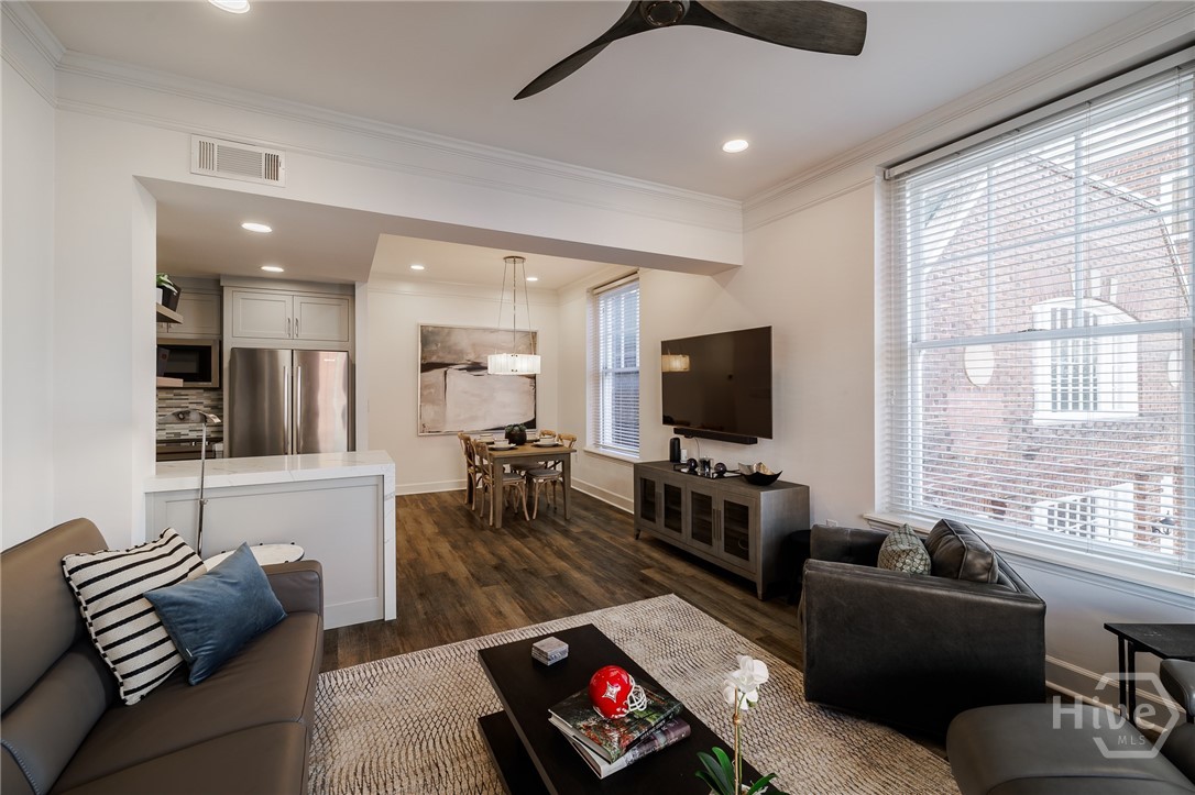 247 Washington Street E 309
