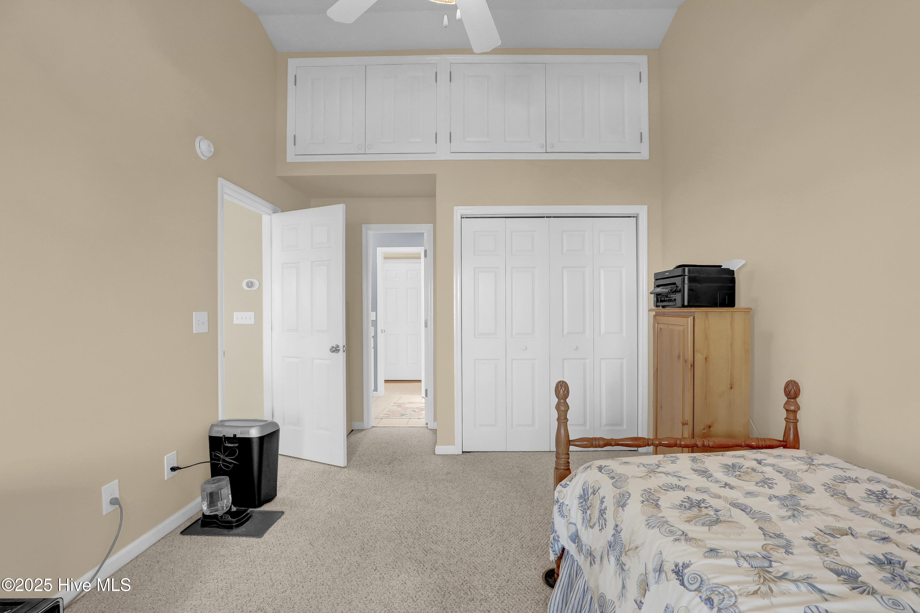 100548712 | Photo 20