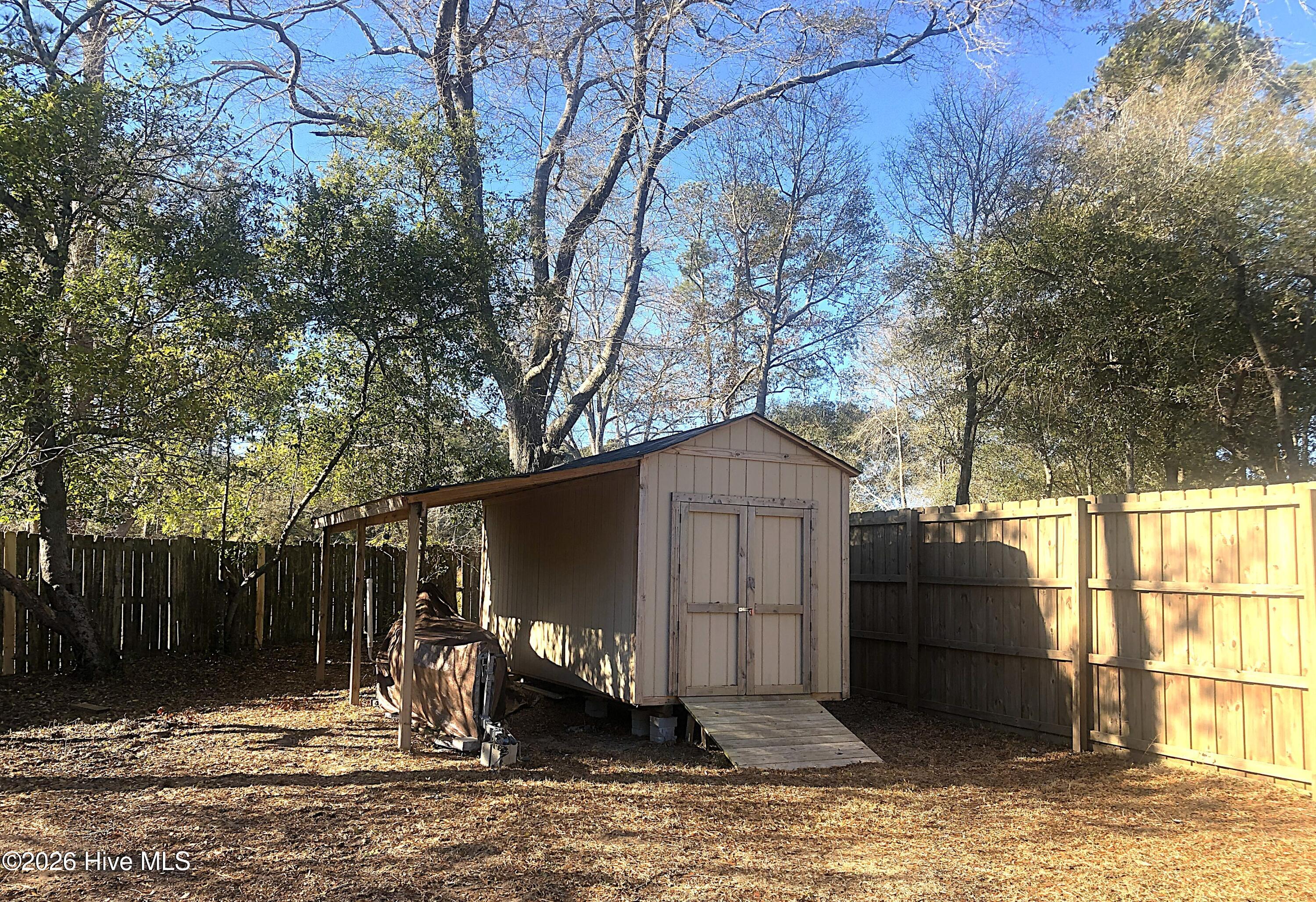 100549339 | Photo 34