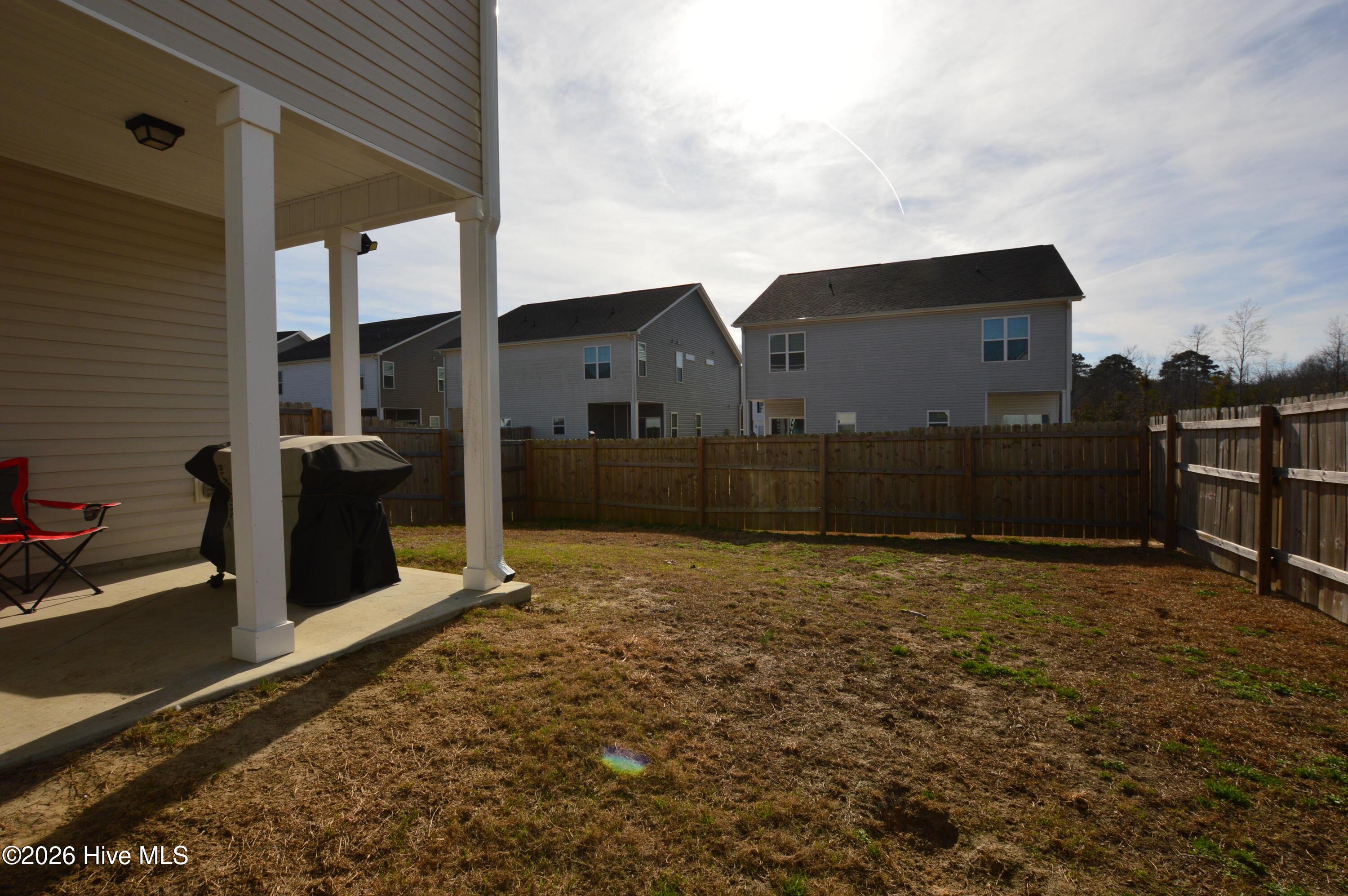 100553003 | Photo 11