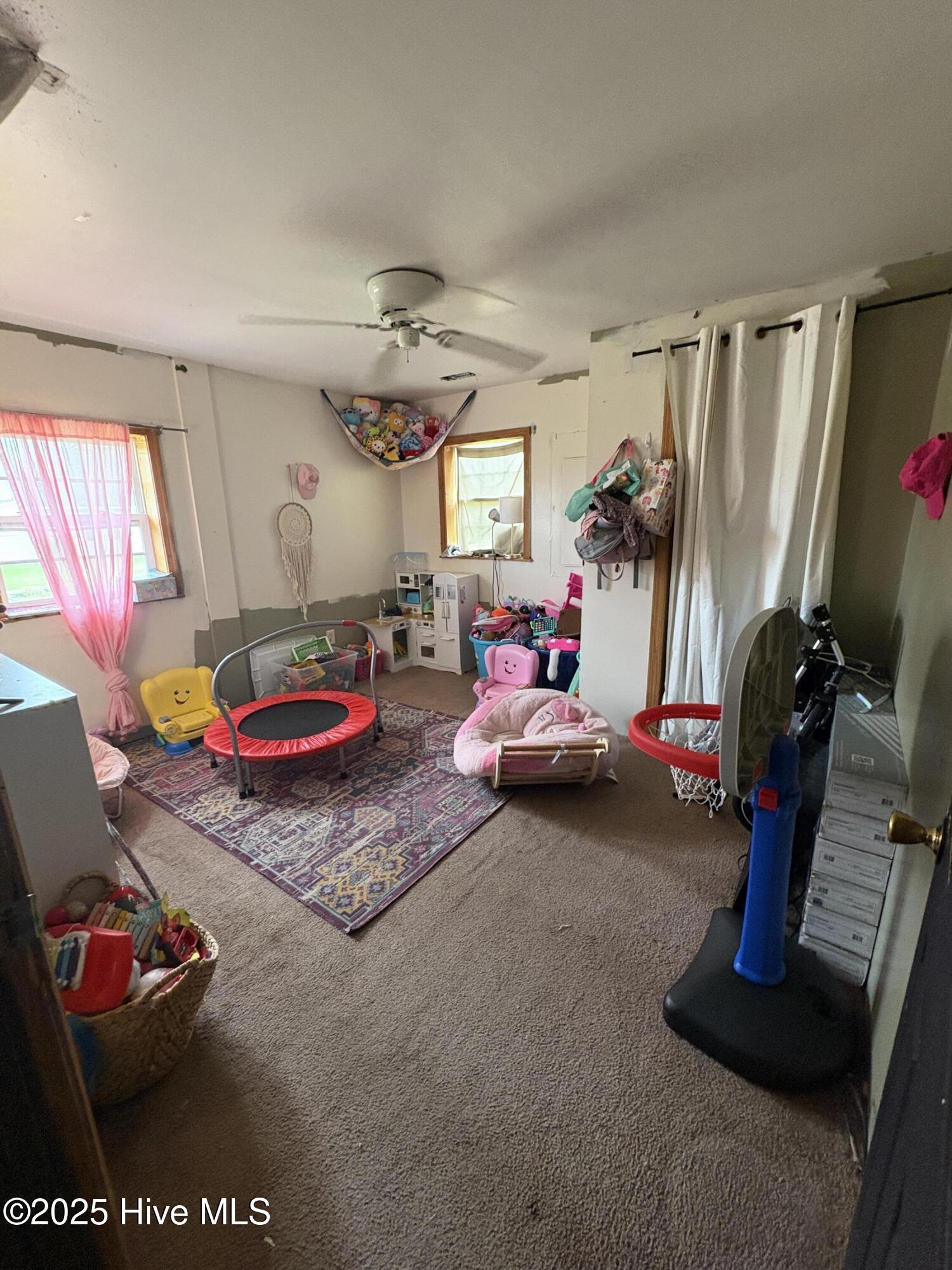 Homes for sale in Elizabeth City, NC | 2723 Peartree Rd, Elizabeth City, NC 27909 | MLS# 100524104