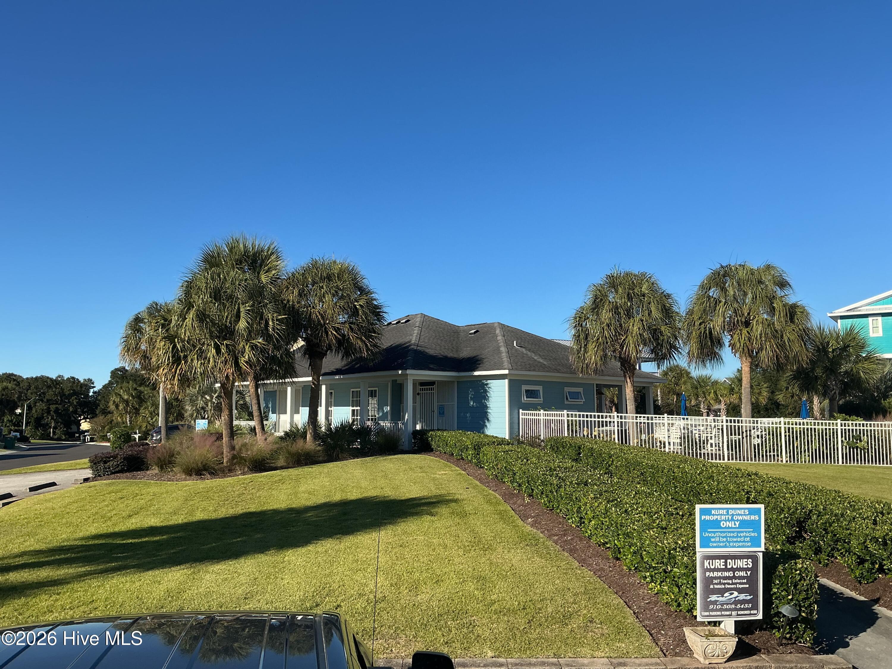 402 Fort Fisher Boulevard N, Kure Beach, NC, 28449