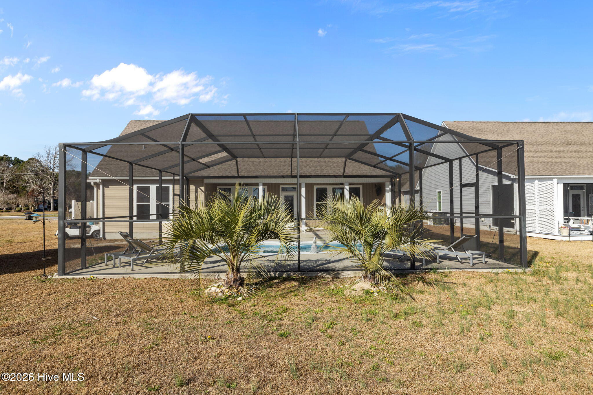 100549021 | Photo 38