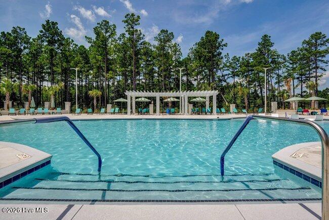 100552612 | Photo 75