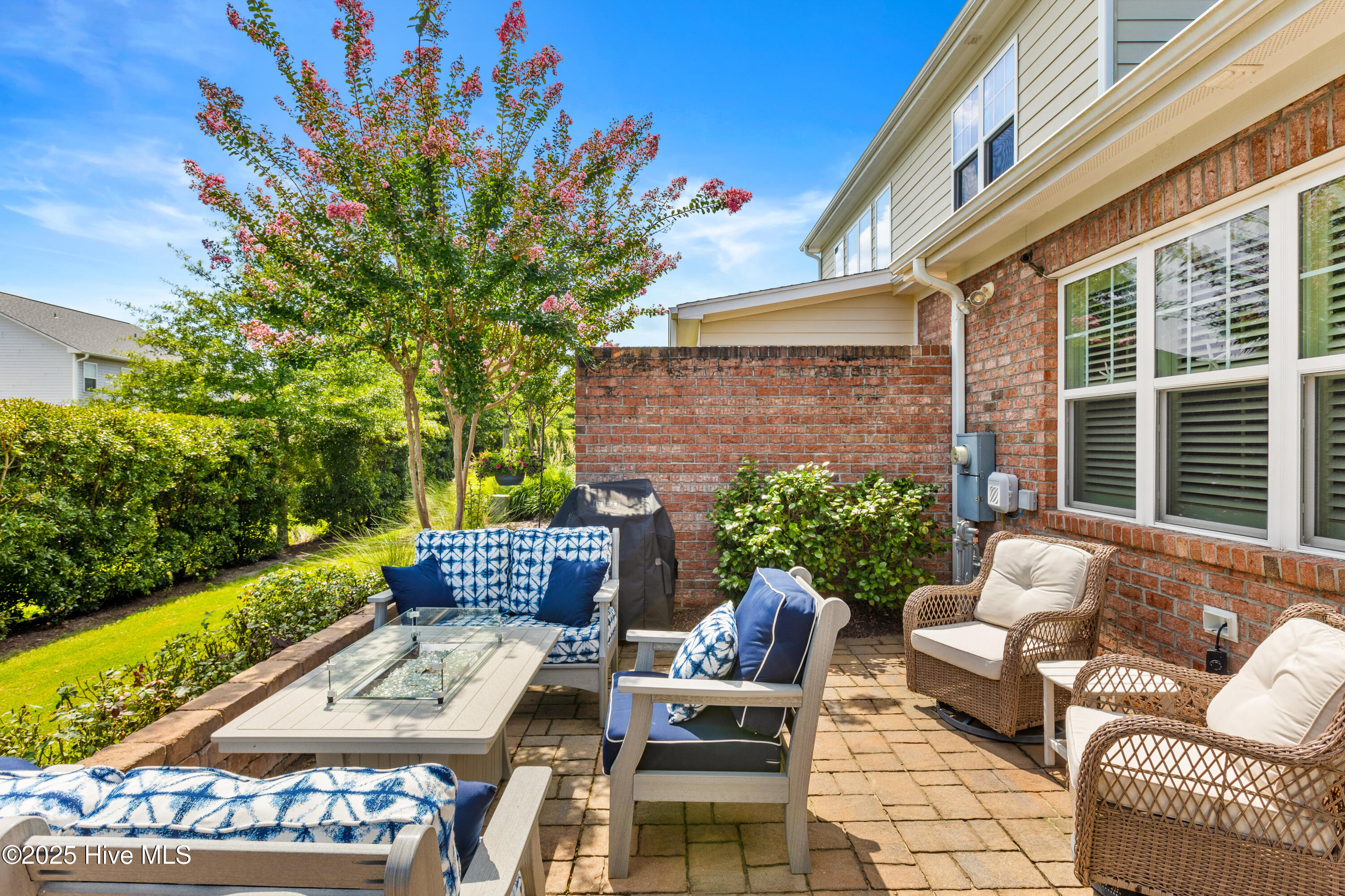 100559107 | Photo 44