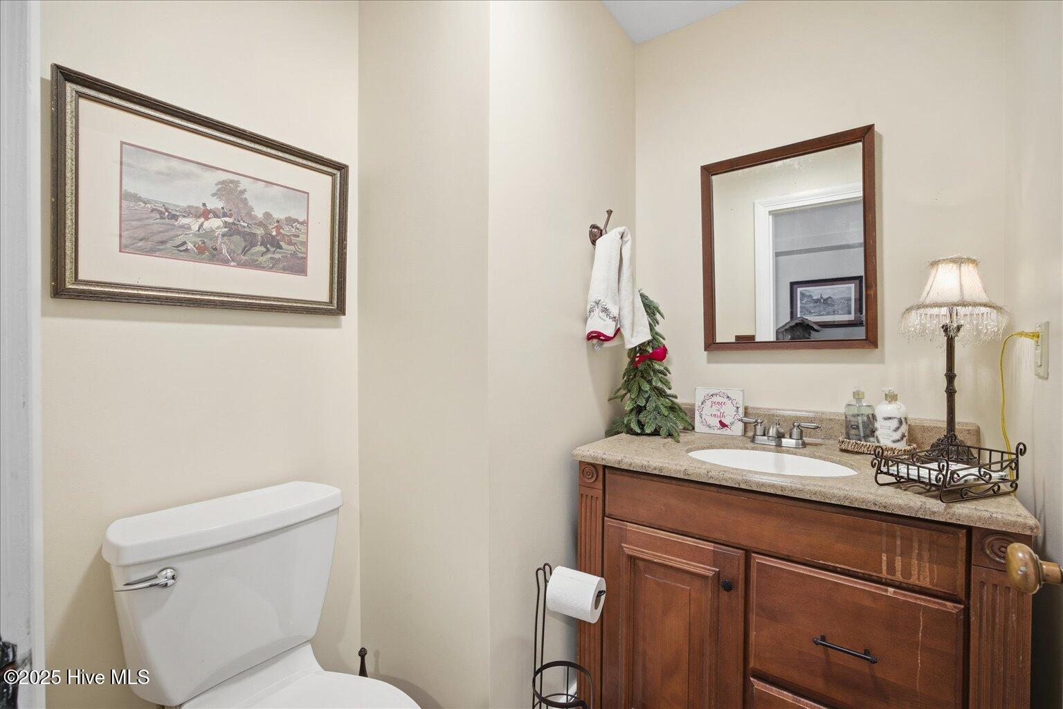 100545633 | Photo 32