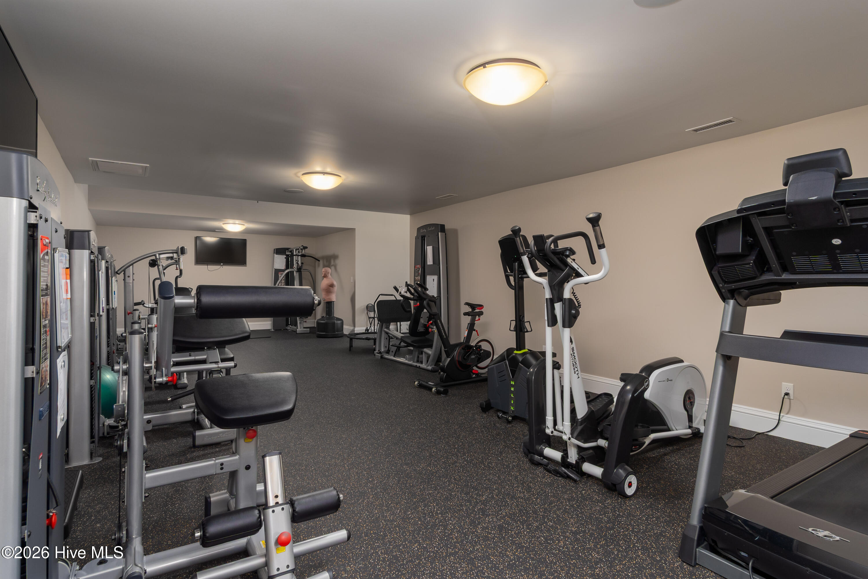 100550947 | Photo 79