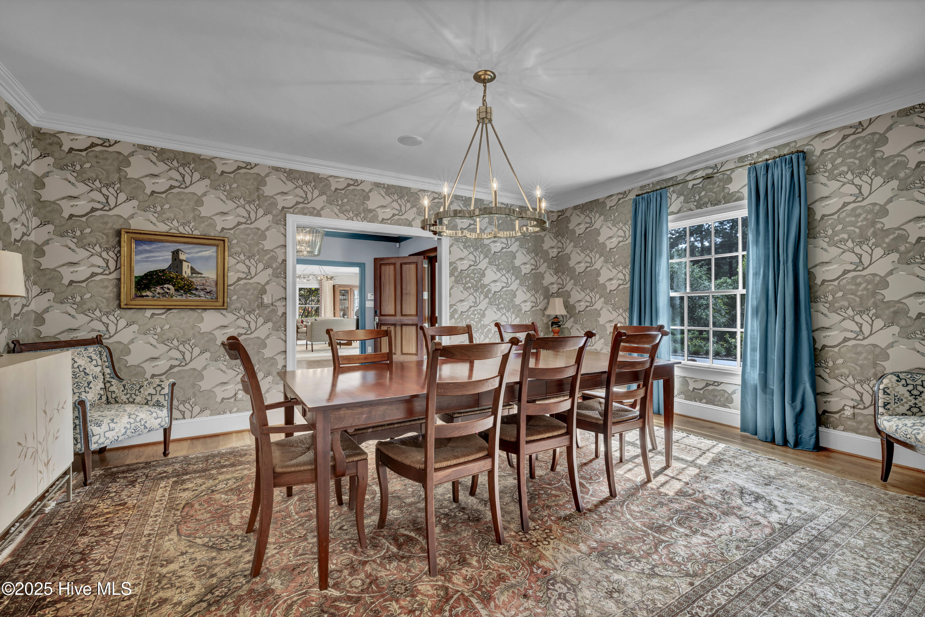 100519719 | Photo 36