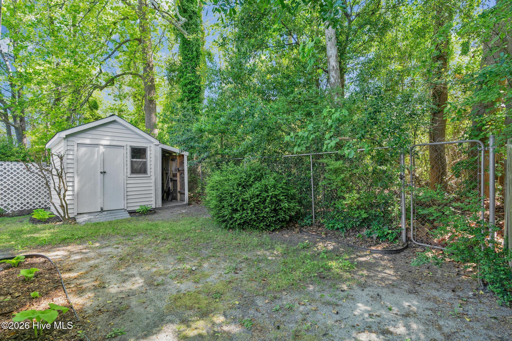 100566412 | Photo 21