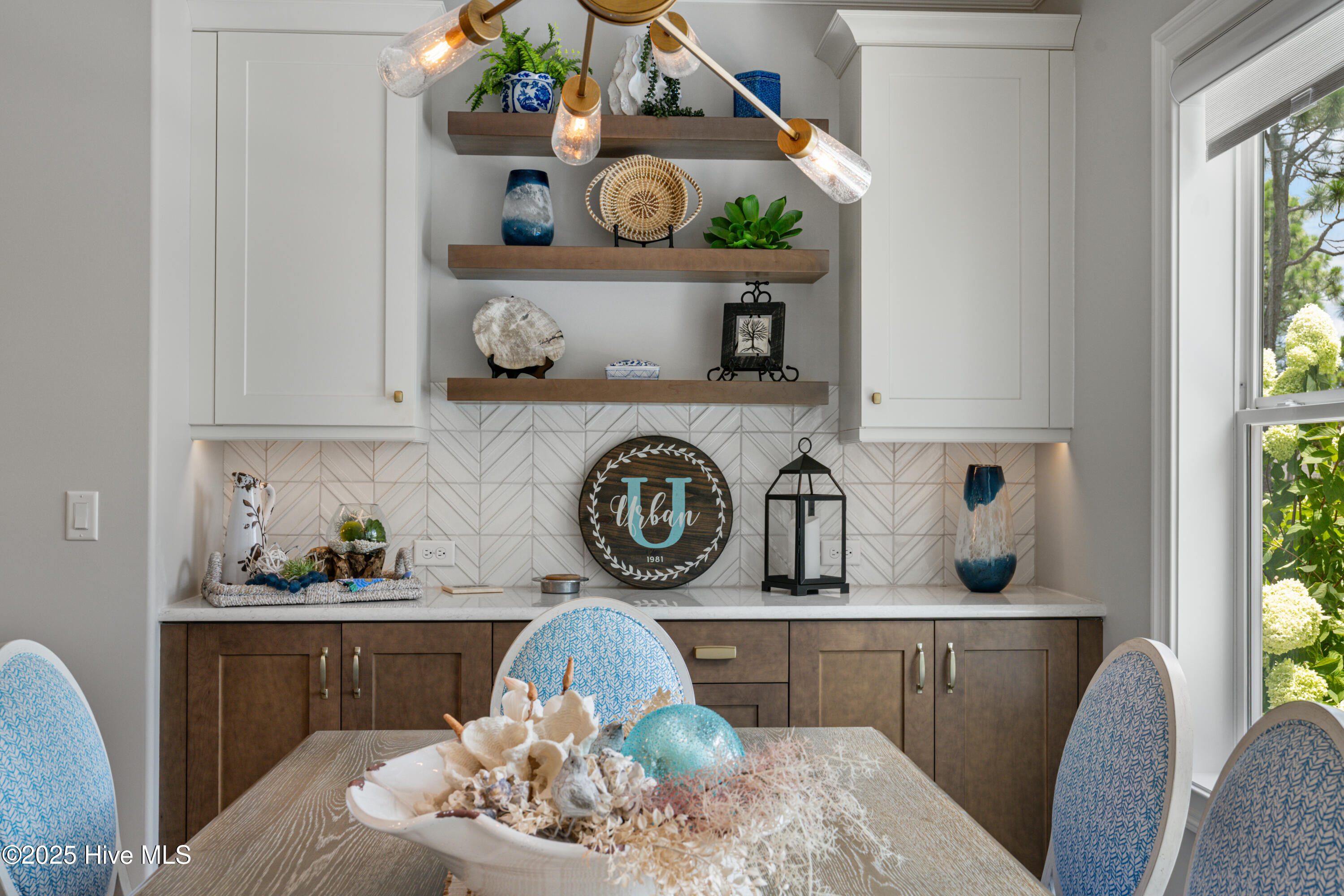 100551576 | Photo 21