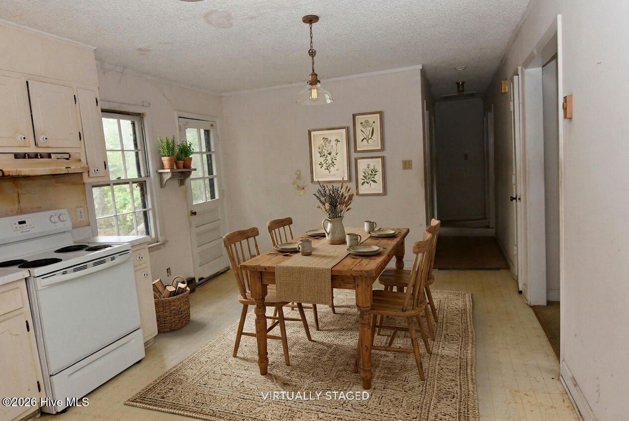 Kitchen Staged