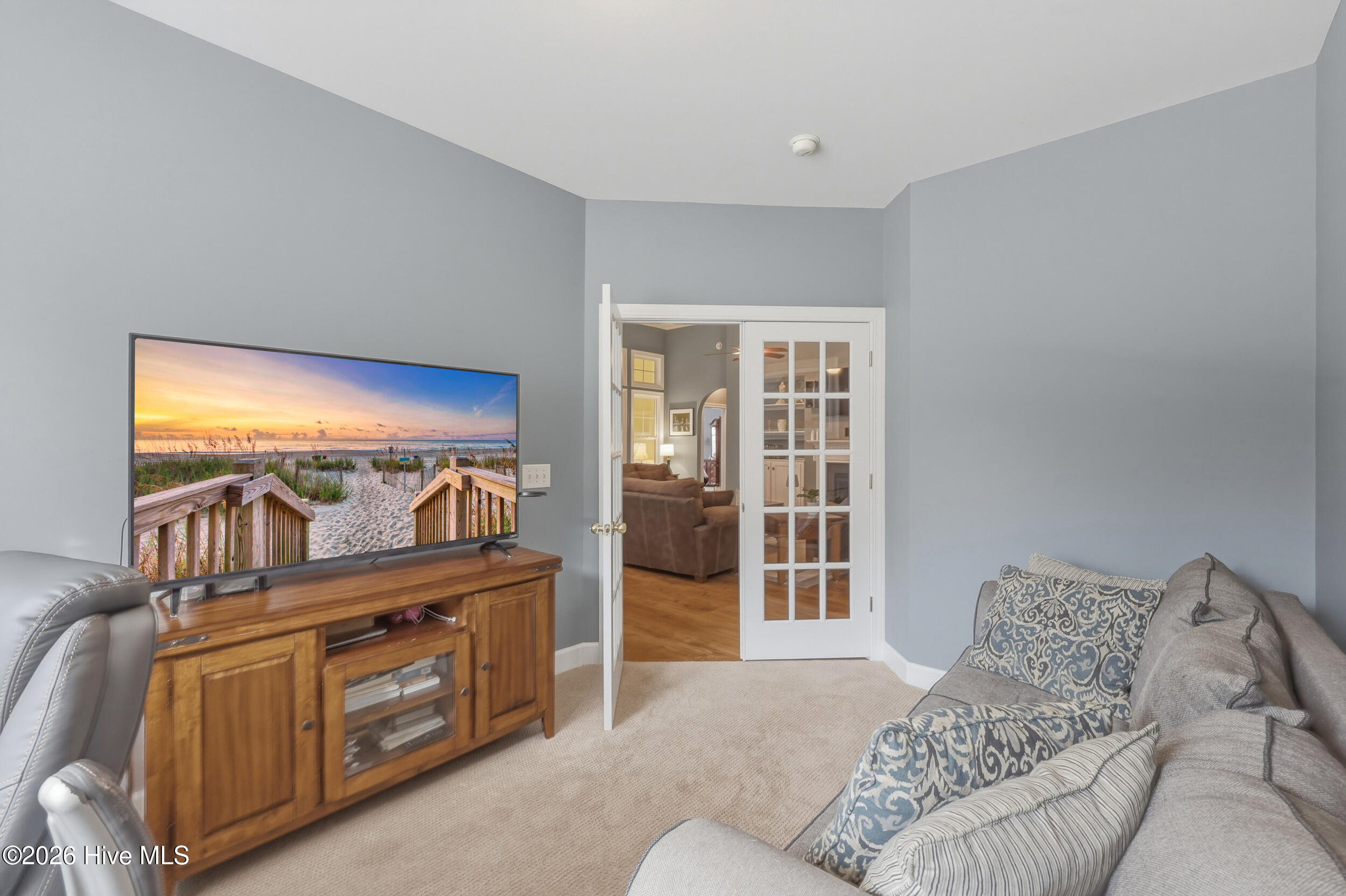 100555932 | Photo 27