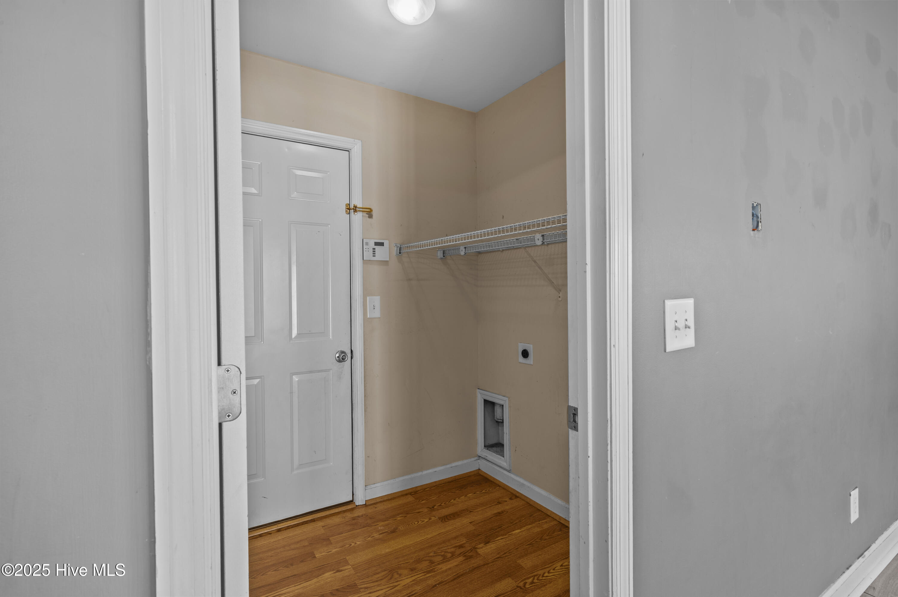 100546481 | Photo 13