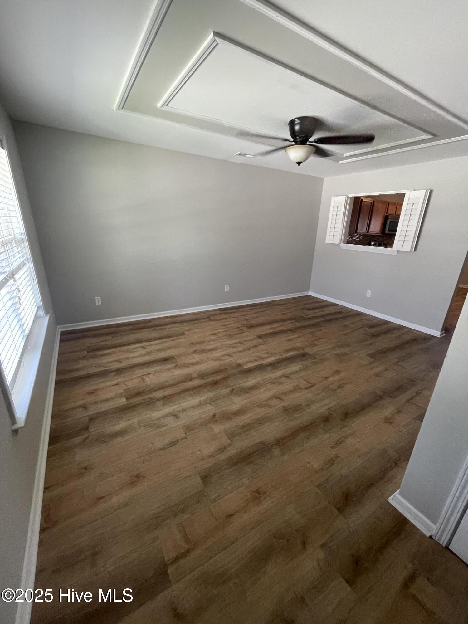 100552818 | Photo 12