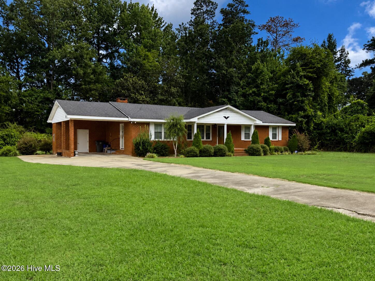 Exterior photo of 201 Forest Drive, La Grange, NC 28551. MLS: 100599776