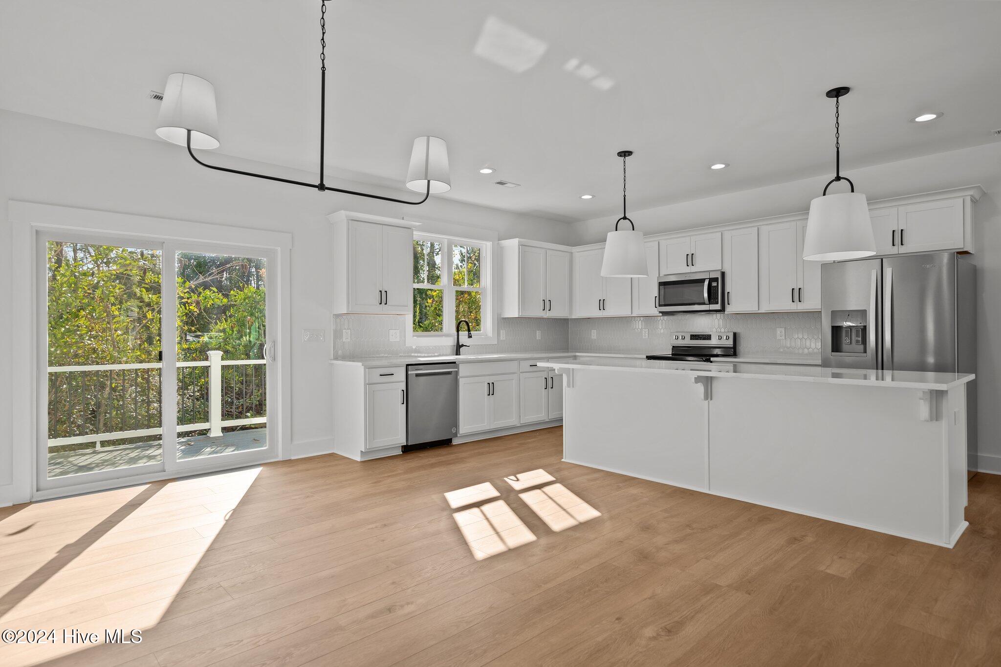 100435133 | Photo 17